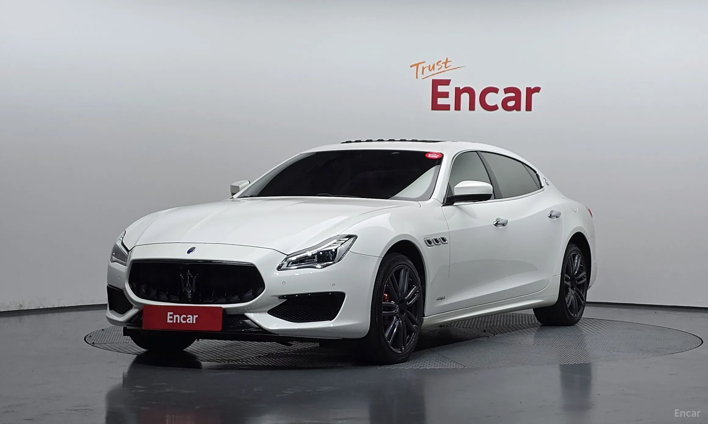 Maserati Quattroporte