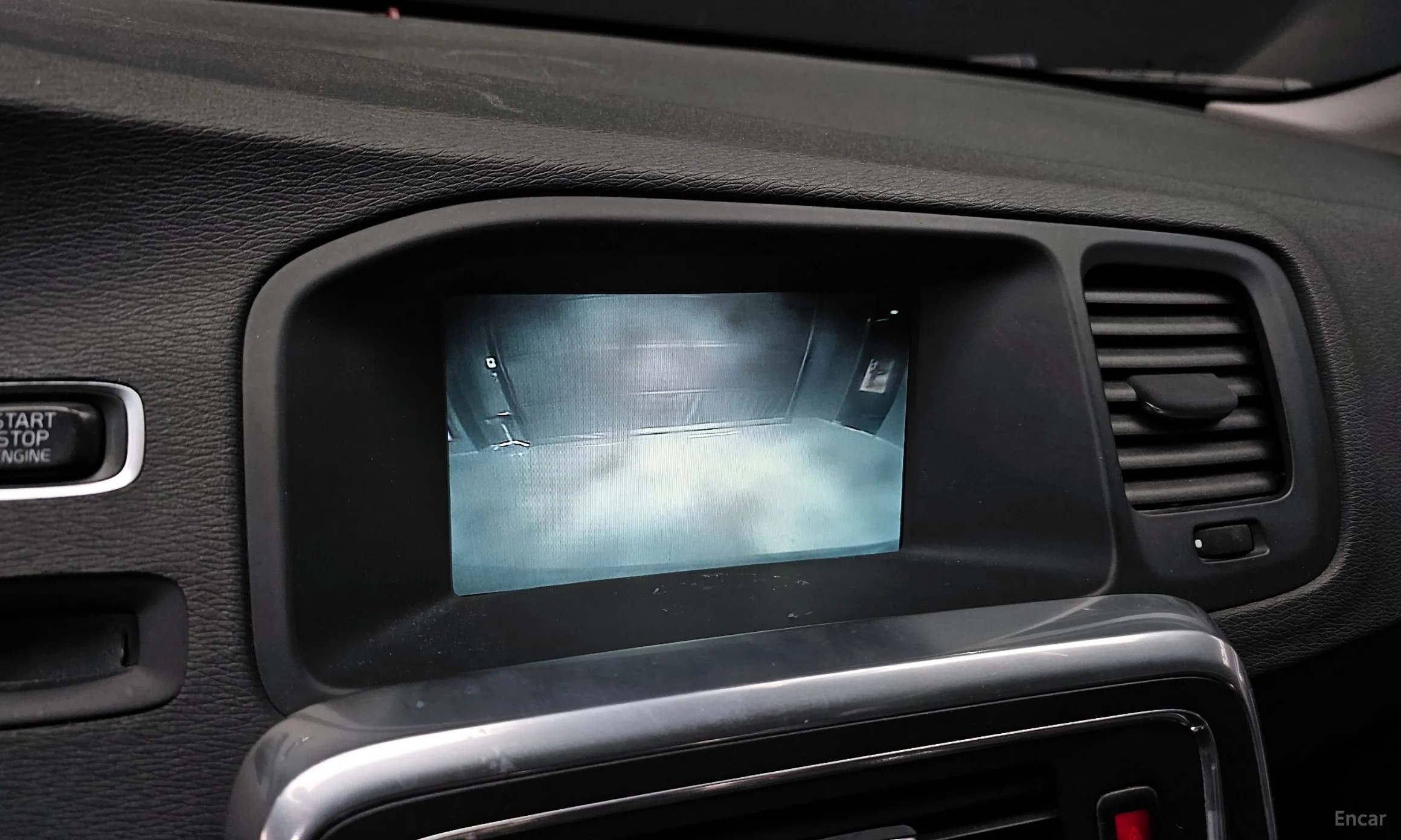 Volvo V60 превью 15
