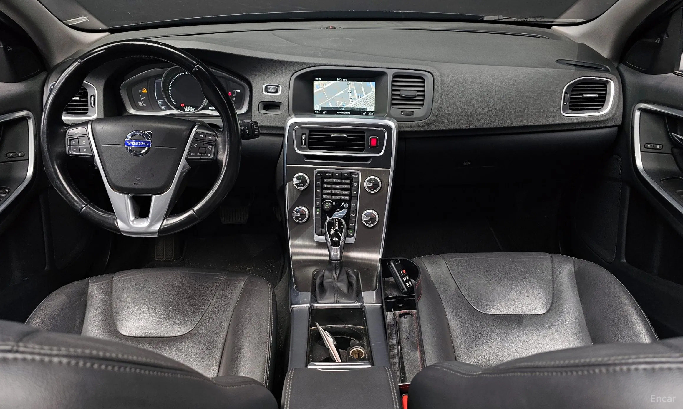 Volvo V60 превью 7