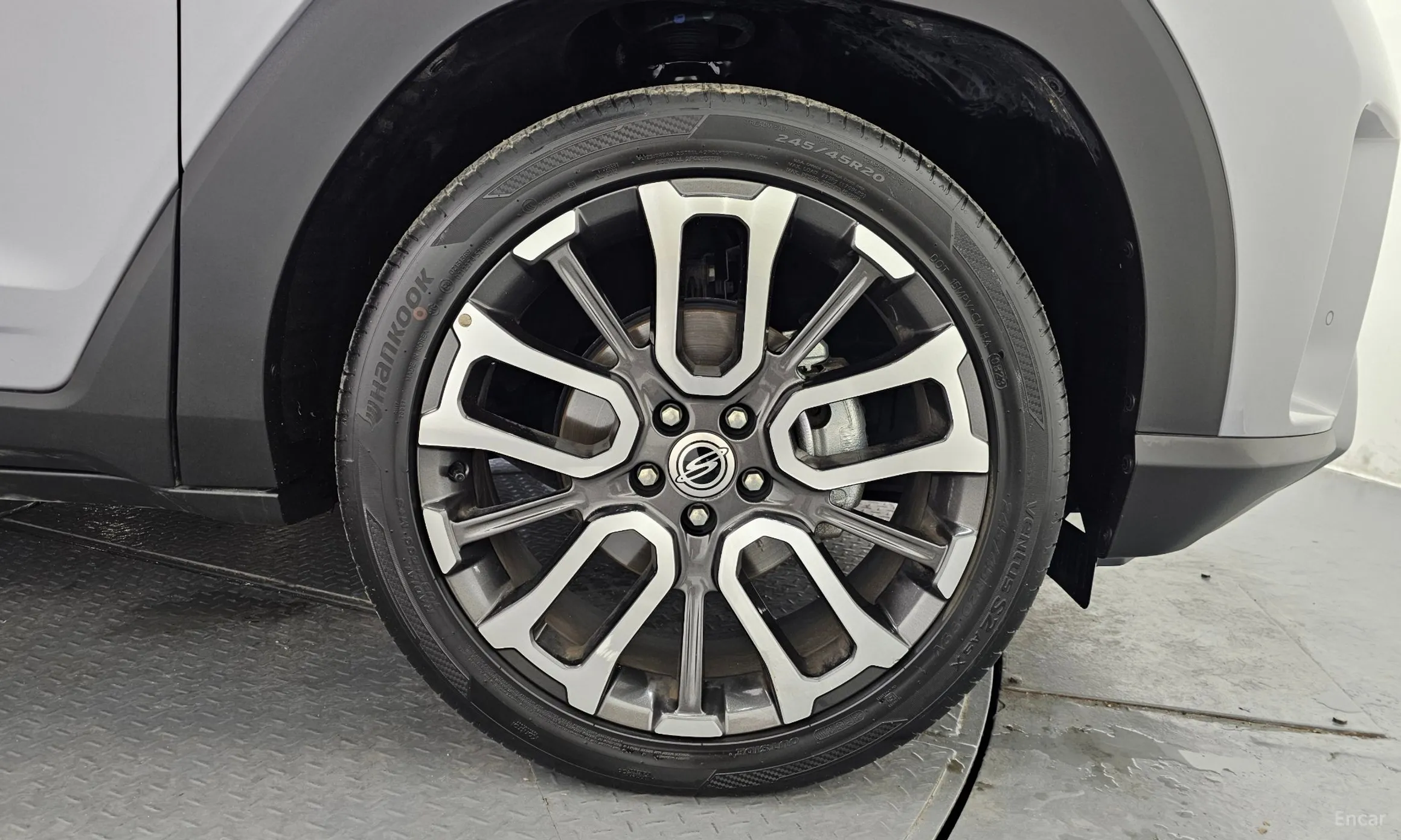 KG Mobility (SsangYong) Torres превью 5