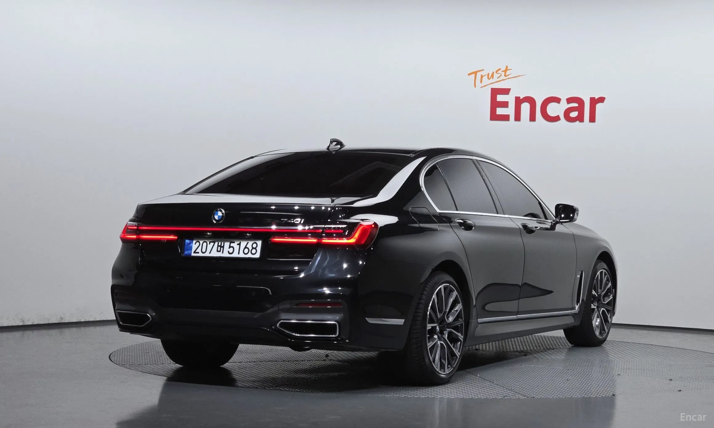 BMW 7 Series (G11)