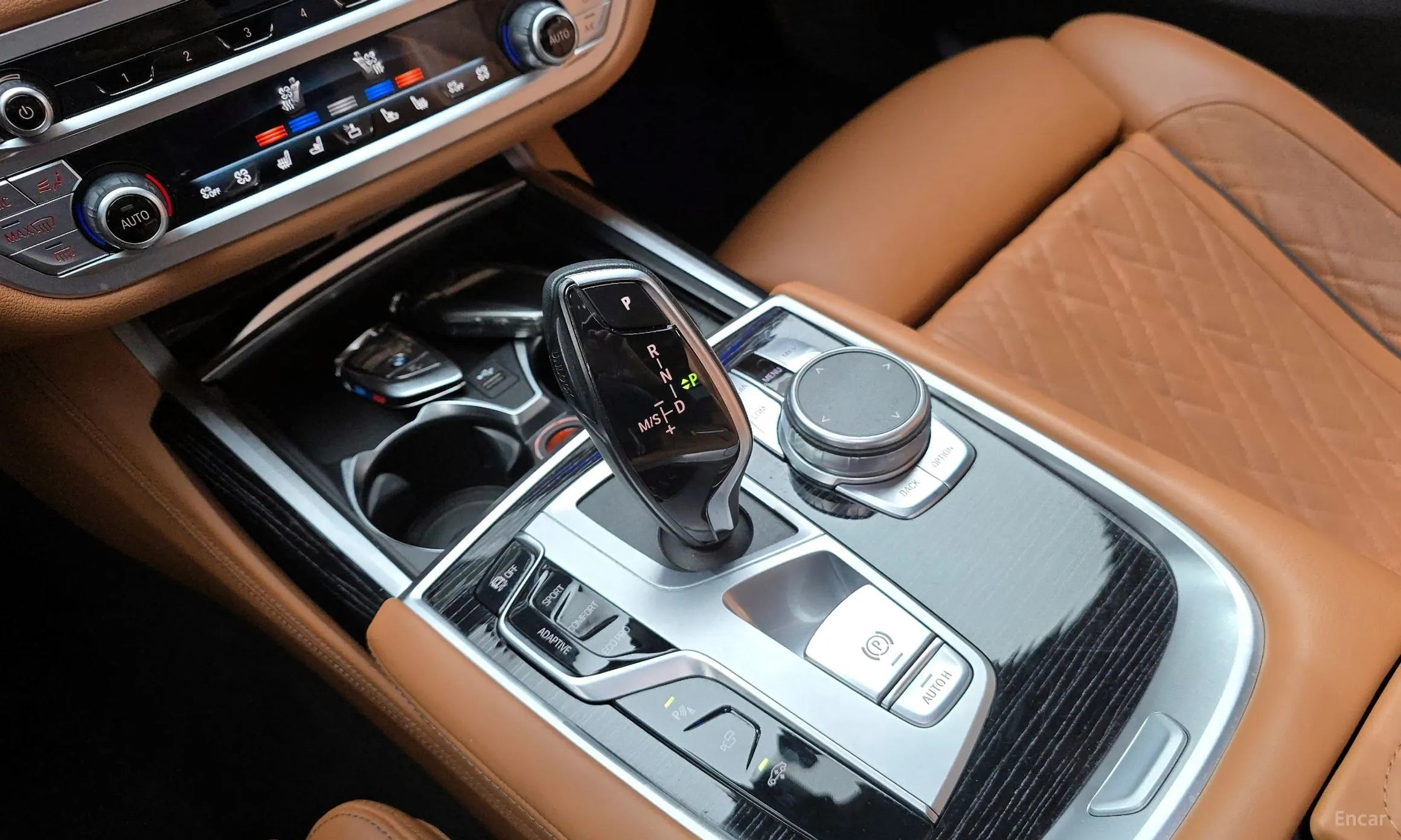 BMW 7 Series (G11) превью 9