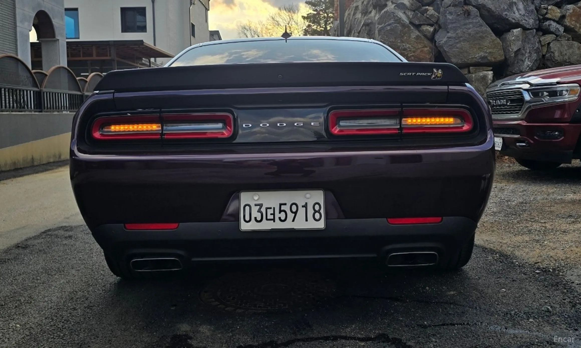 Dodge Challenger