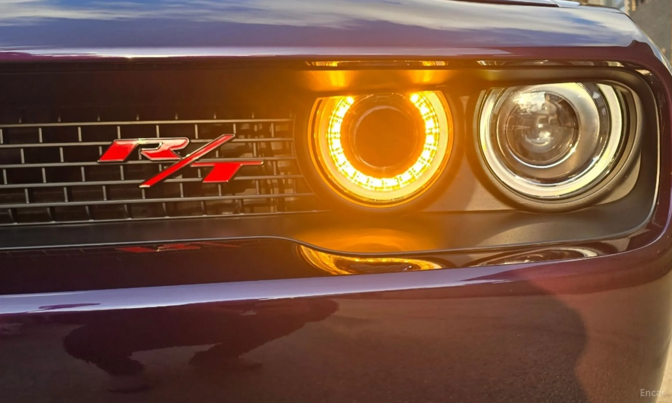 Dodge Challenger превью 4
