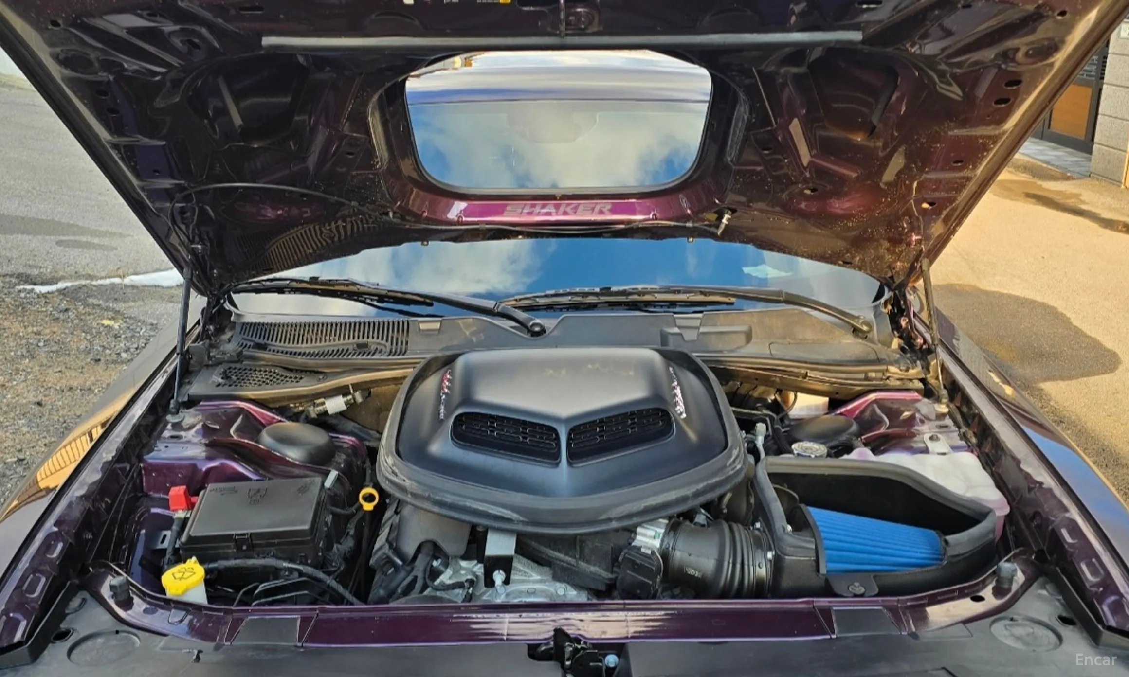 Dodge Challenger превью 6