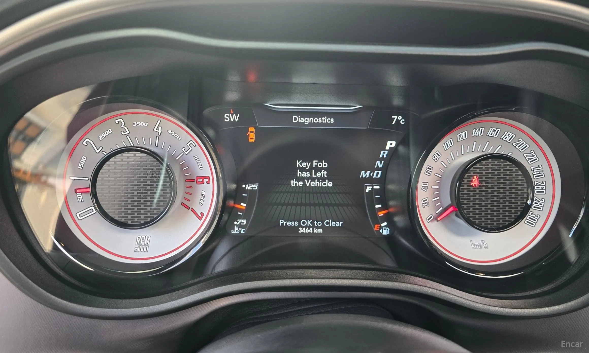 Dodge Challenger превью 8