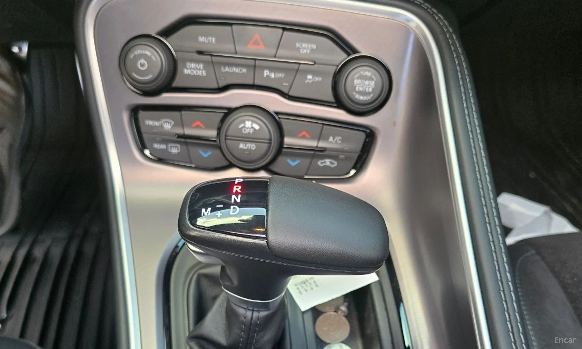 Dodge Challenger превью 9