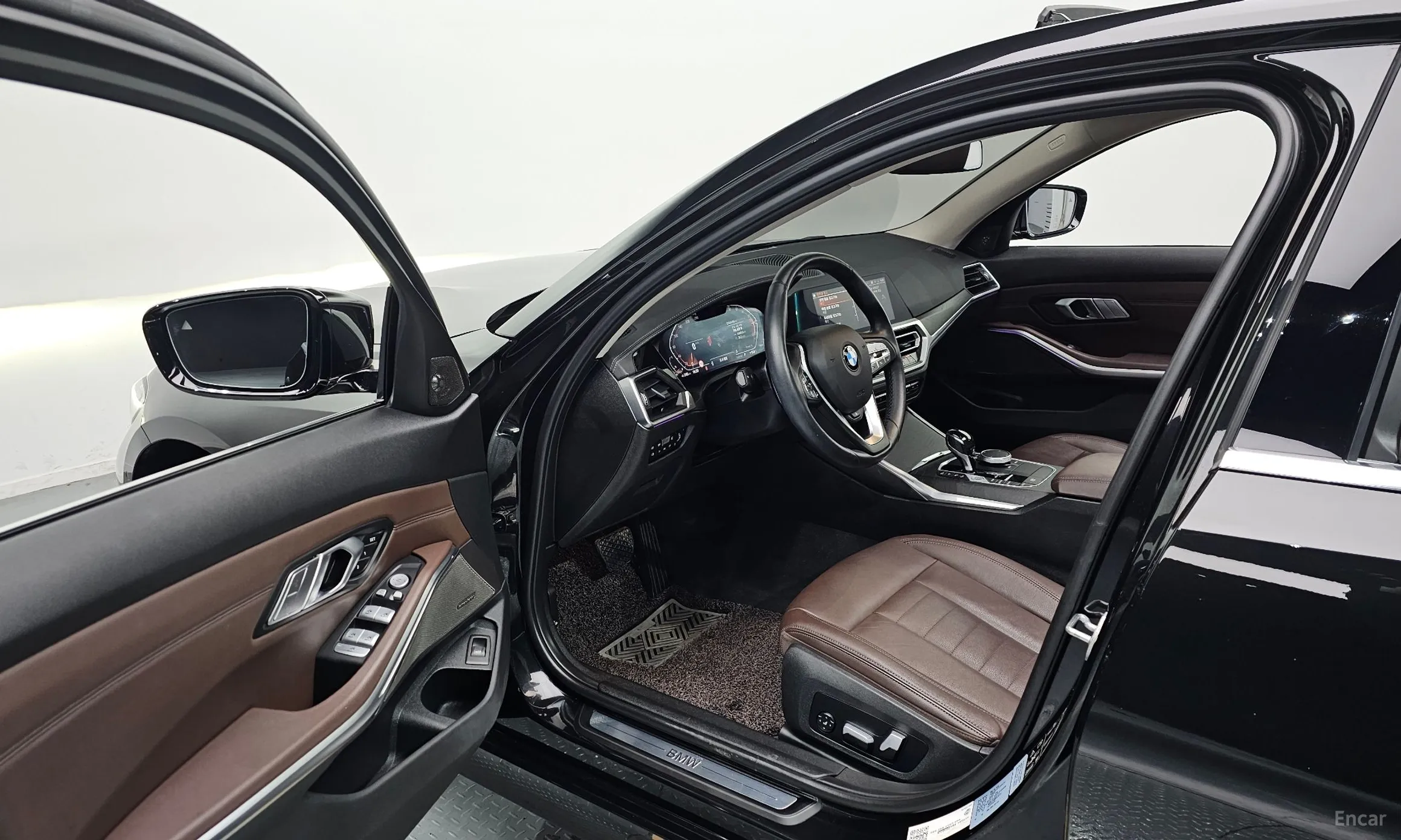 BMW 3 Series (G20) превью 11