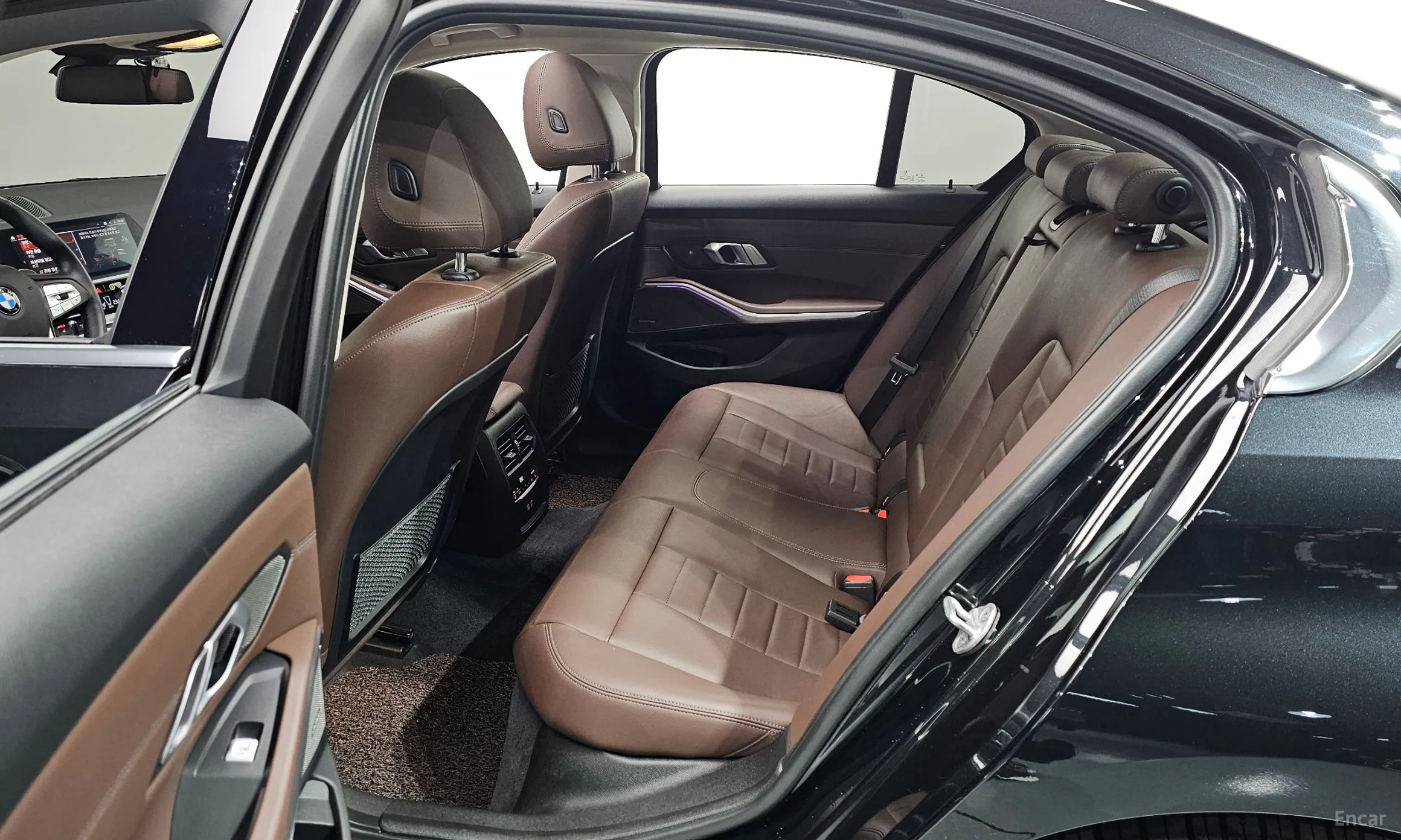 BMW 3 Series (G20) превью 16