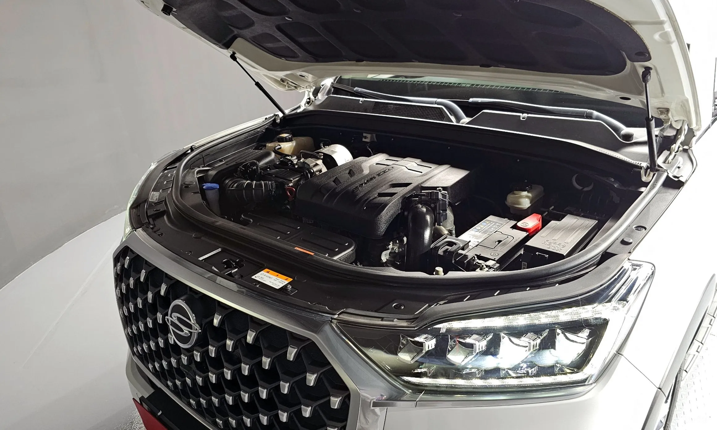 KG Mobility (SsangYong) Rexton превью 6