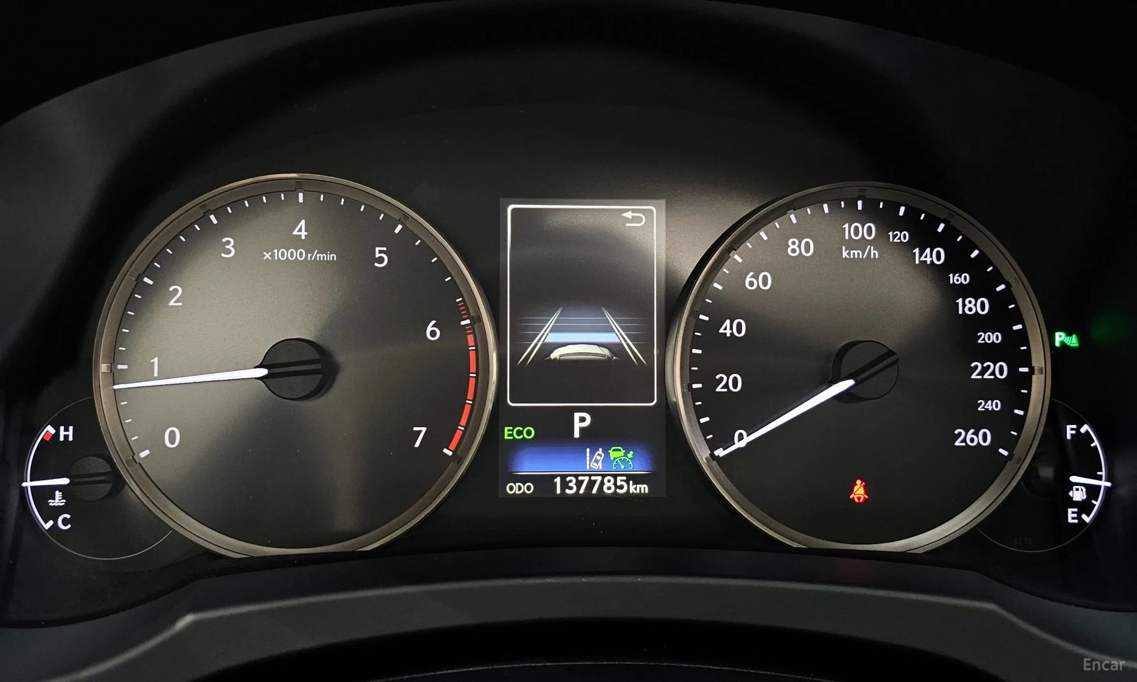 Lexus New IS300 превью 8