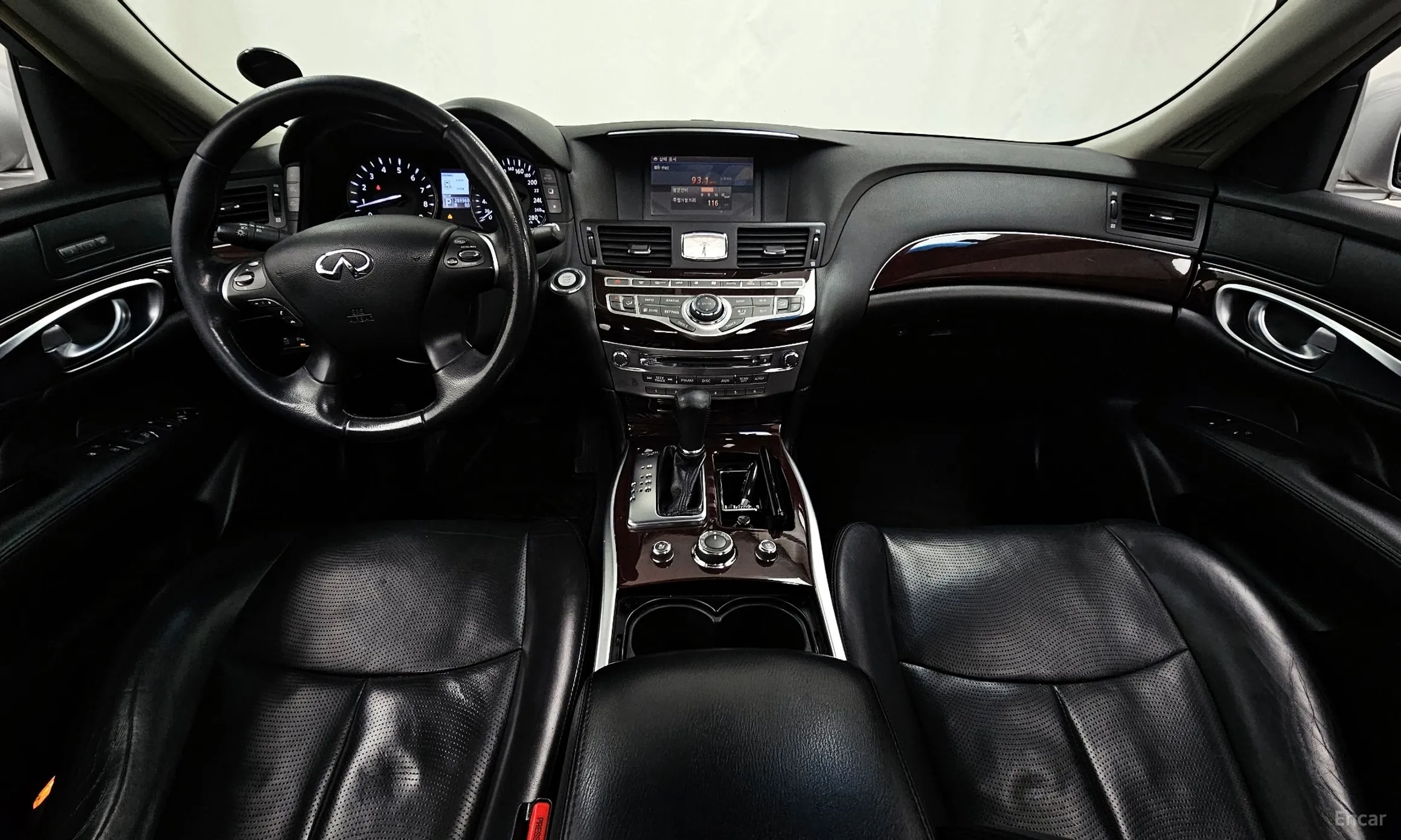 Infiniti M37 превью 7
