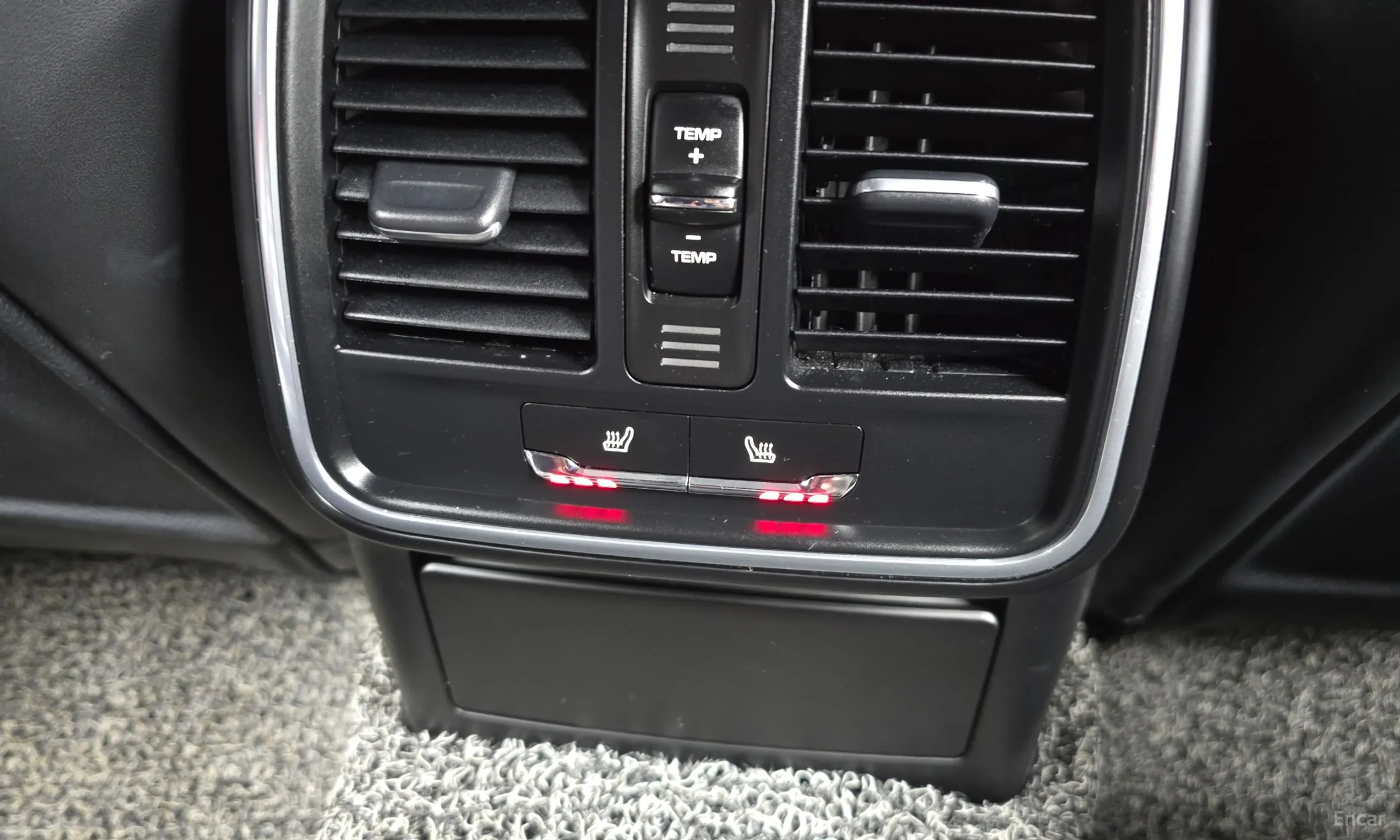 Porsche Macan превью 18