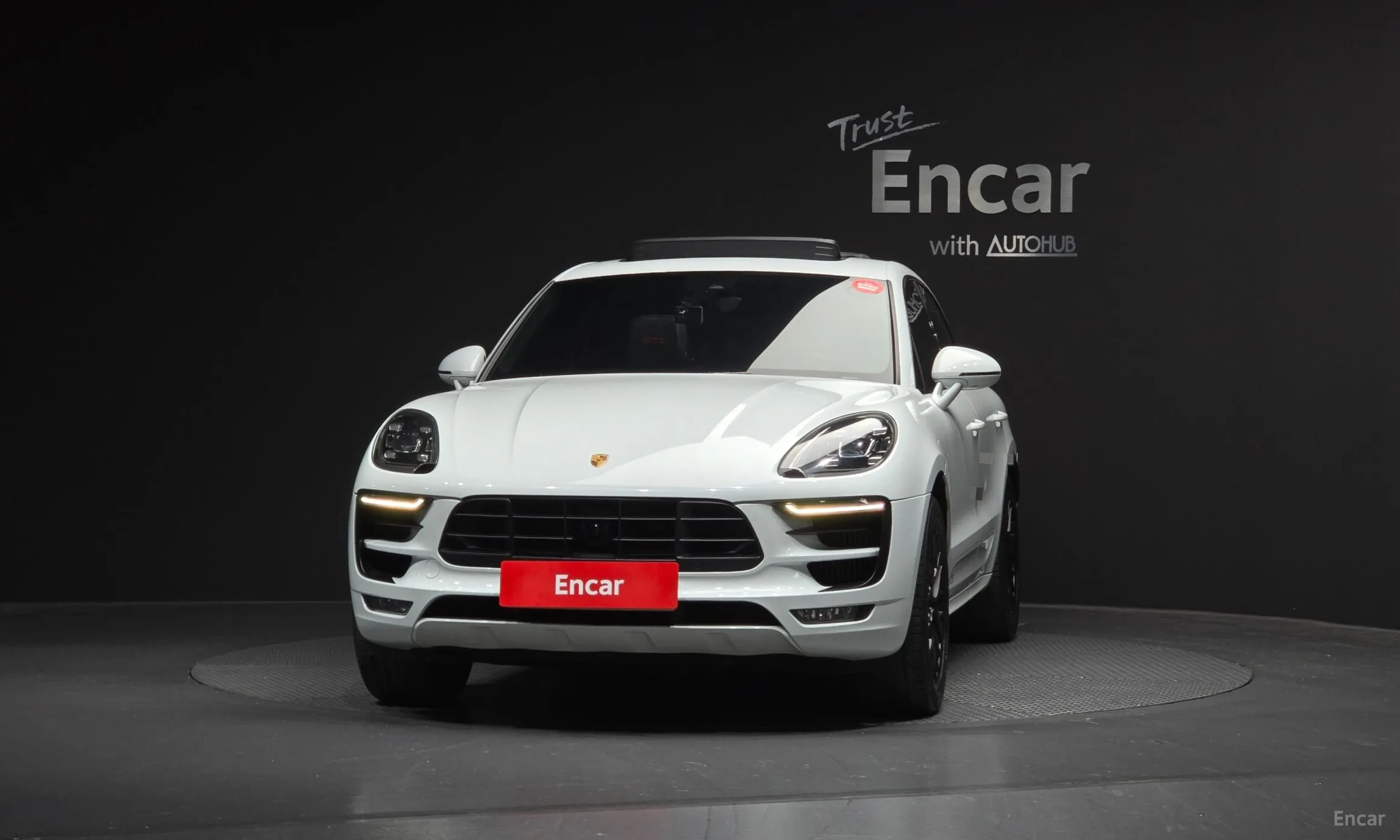 Porsche Macan превью 3