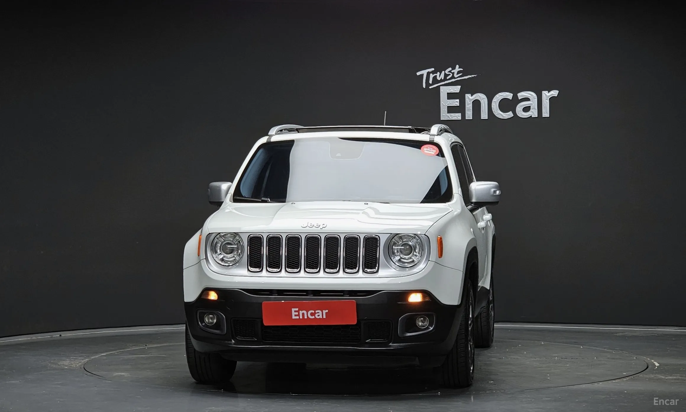 Jeep Renegade превью 3