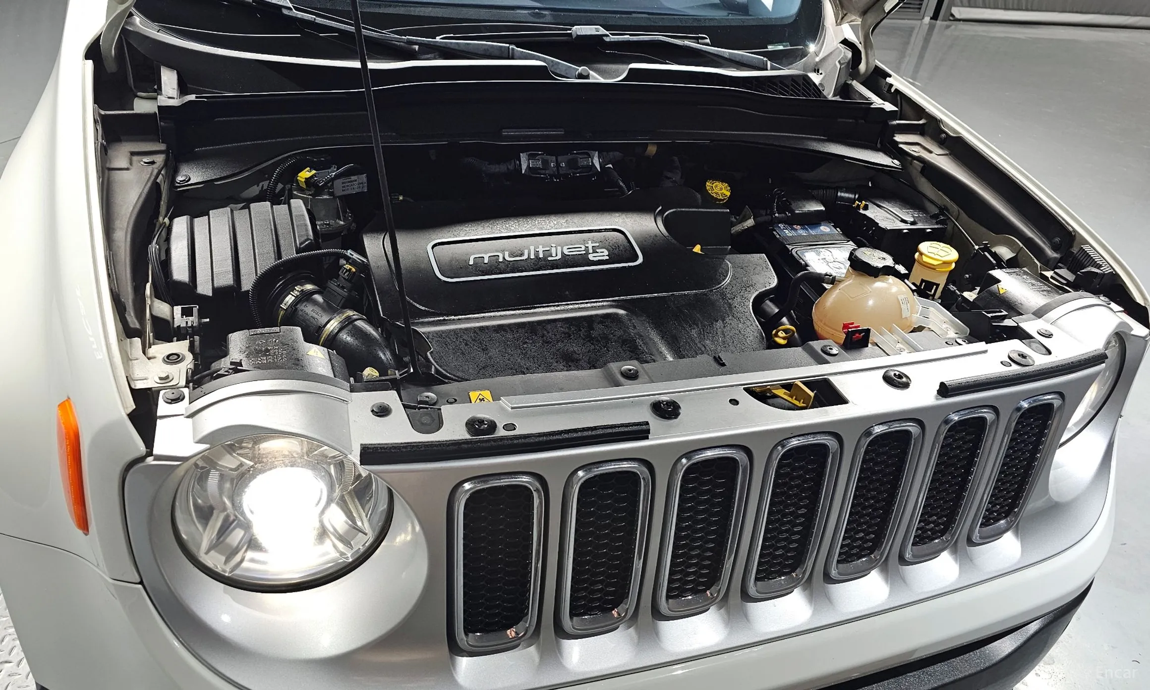 Jeep Renegade превью 6
