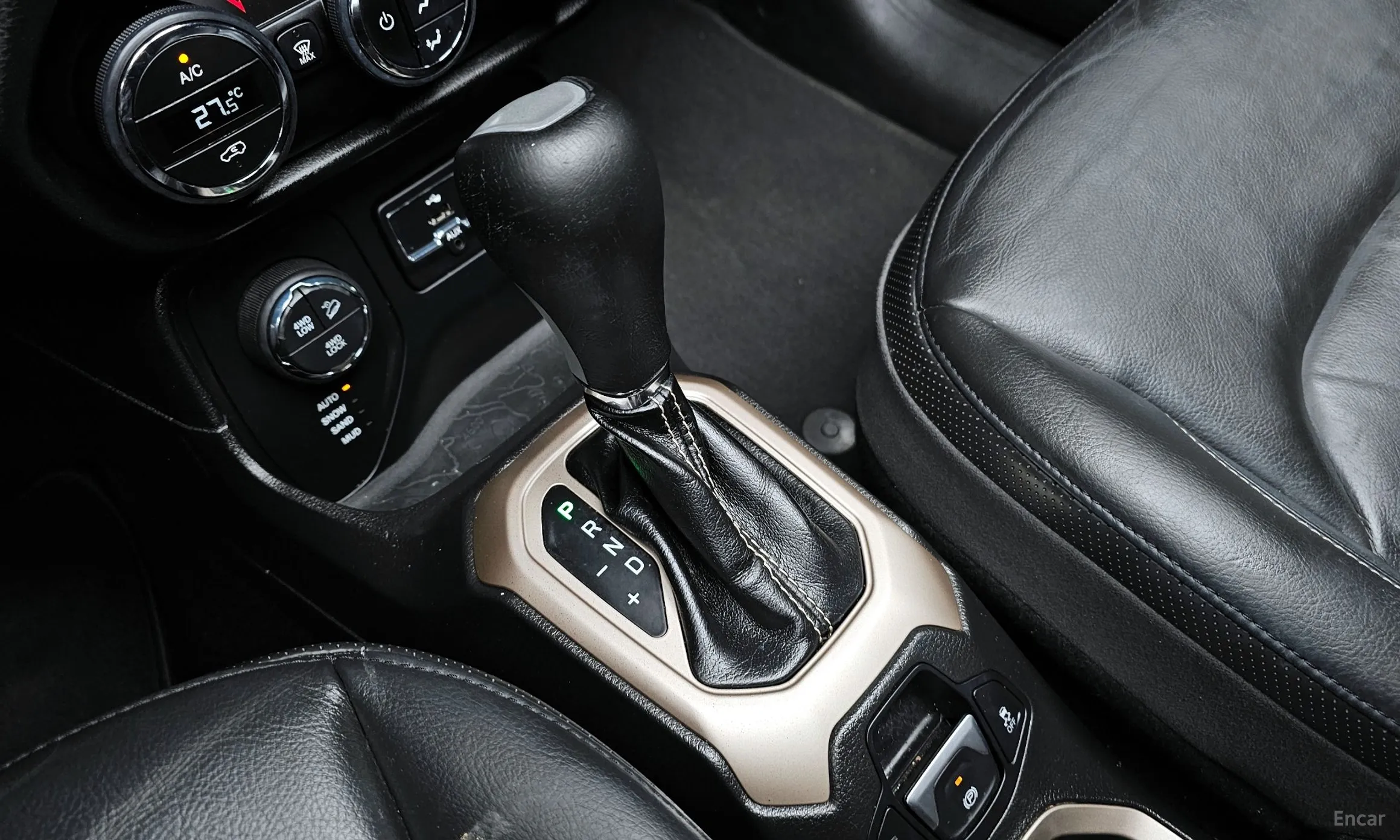 Jeep Renegade превью 9