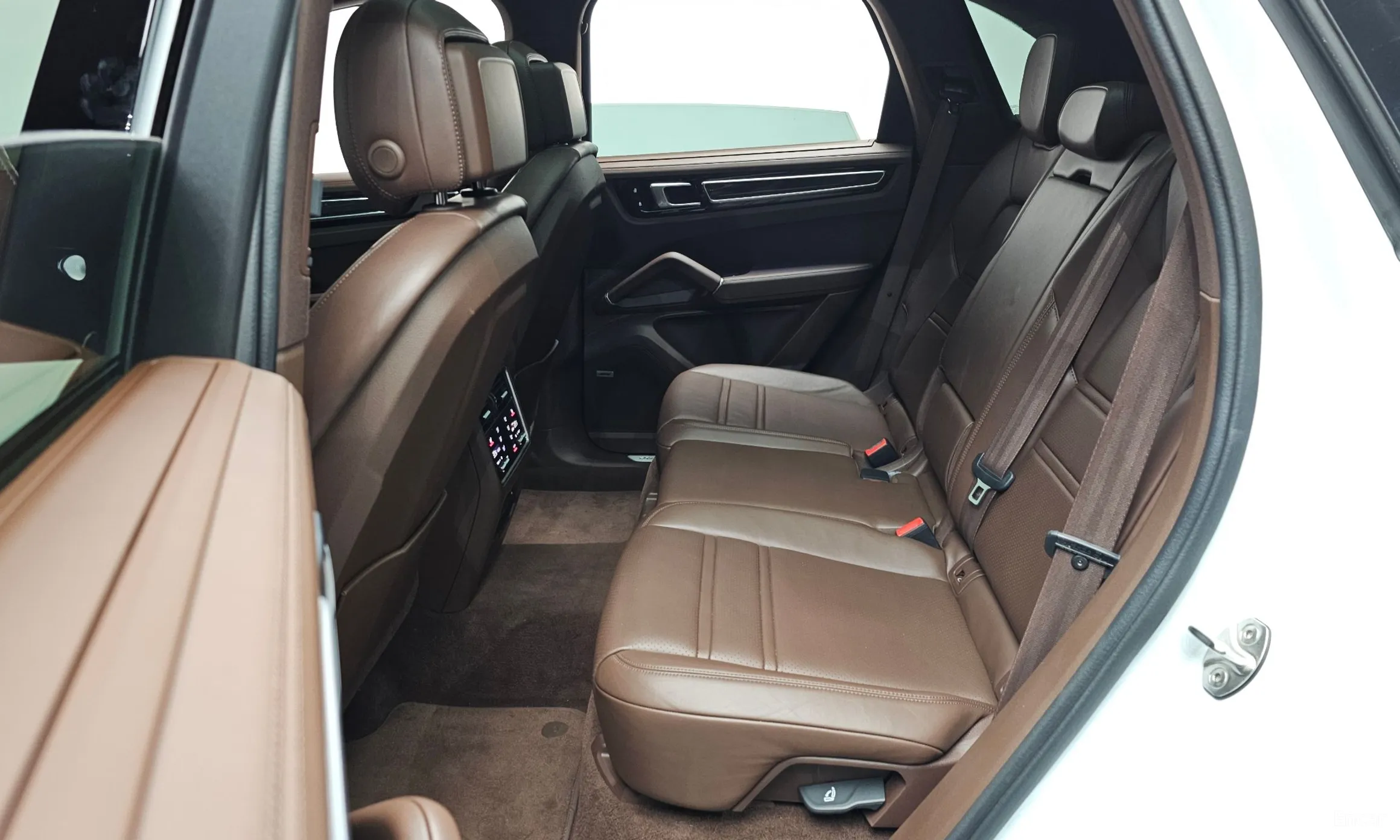 Porsche Cayenne (PO536) превью 12