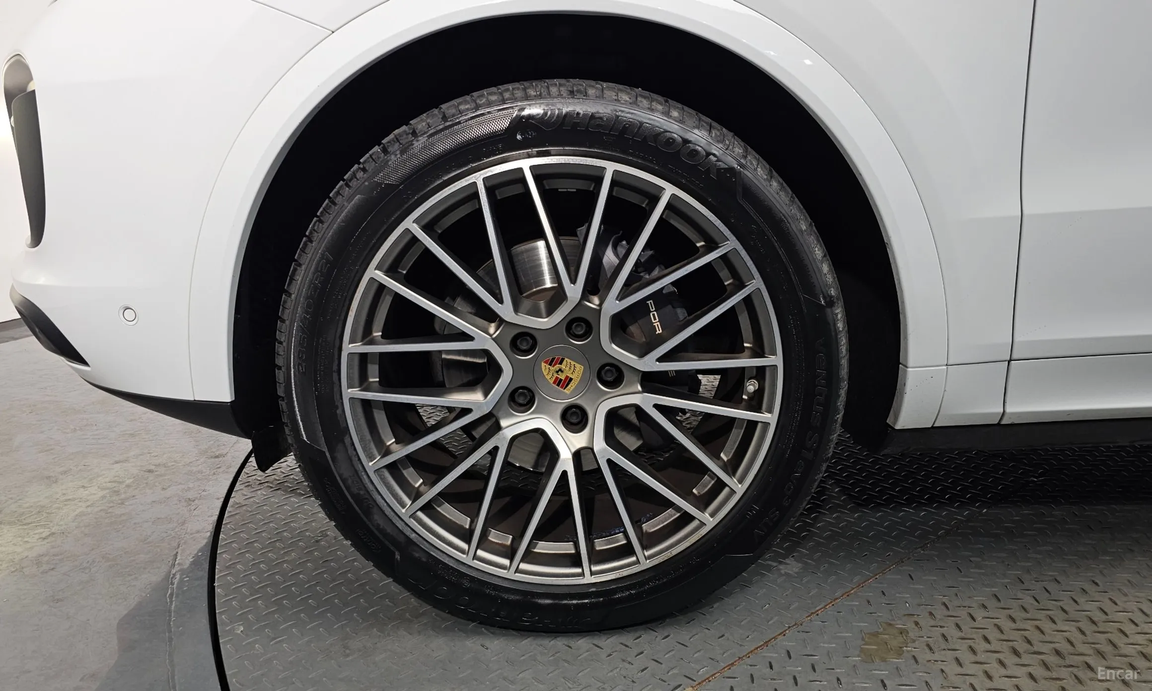 Porsche Cayenne (PO536) превью 5