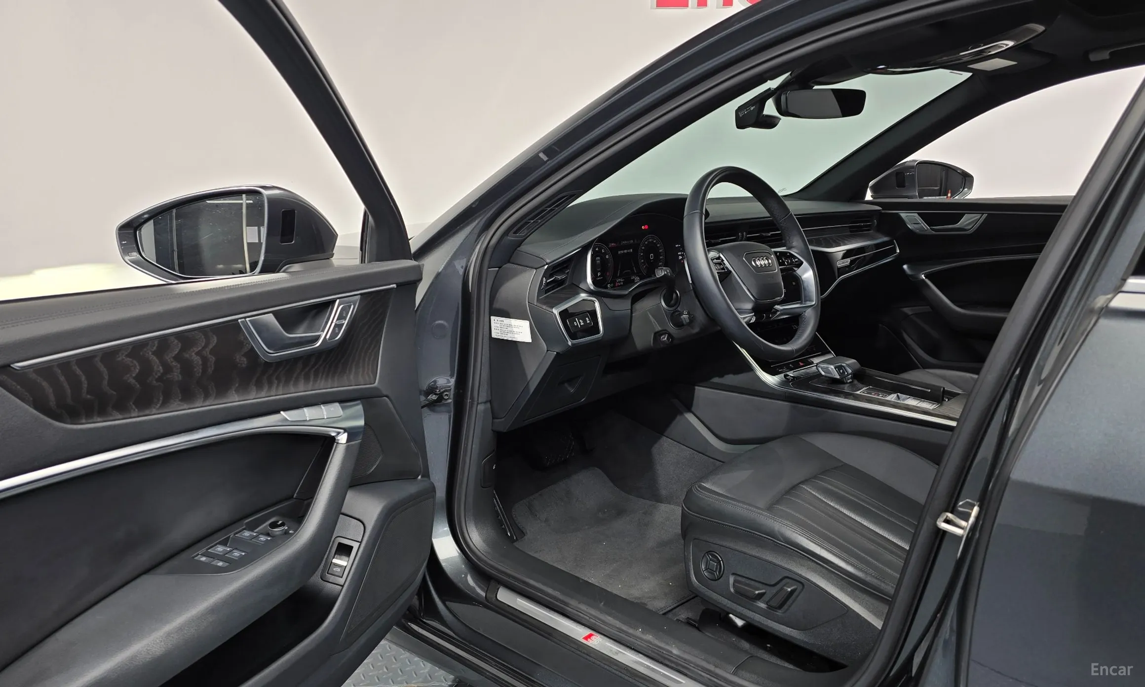 Audi A6 (C8) превью 10