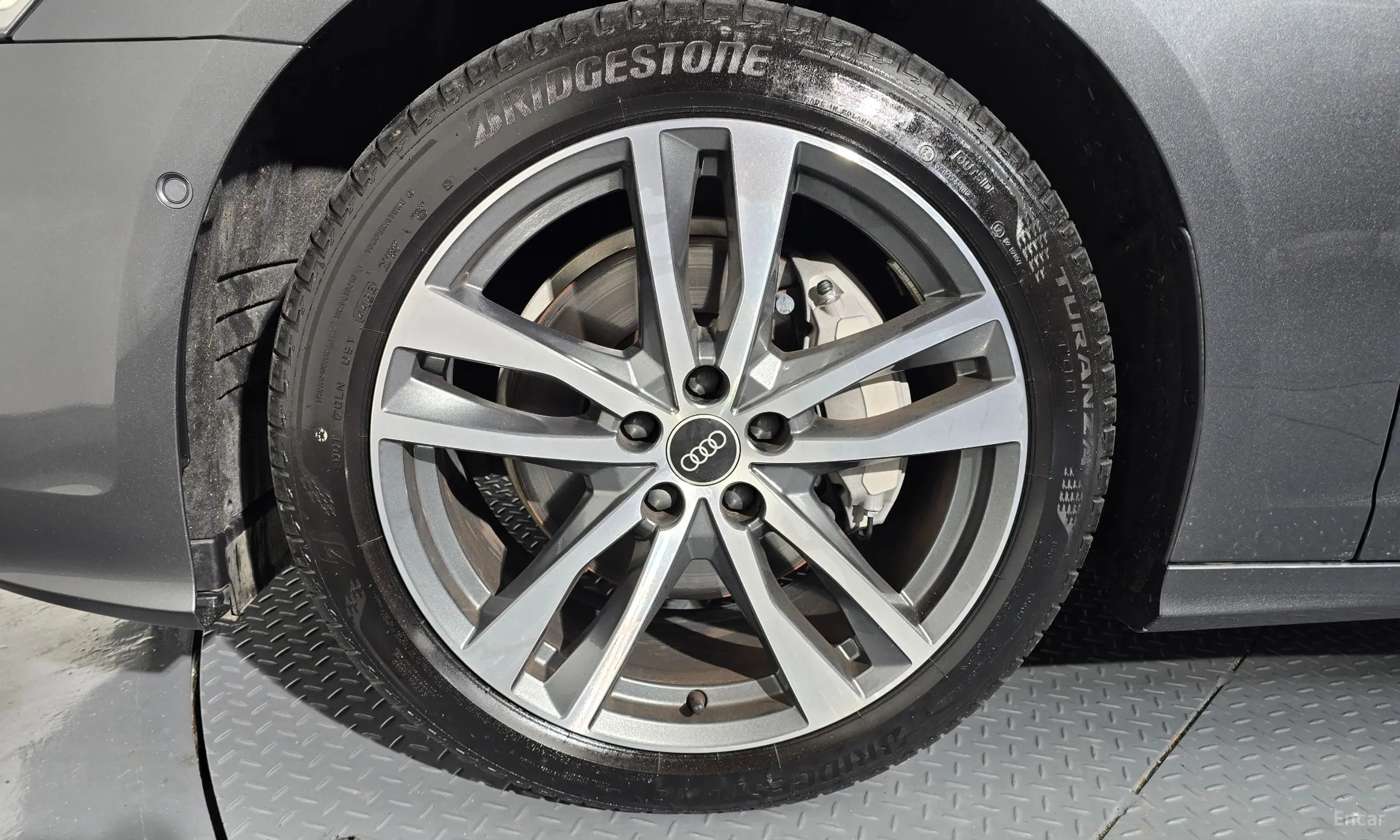 Audi A6 (C8) превью 5