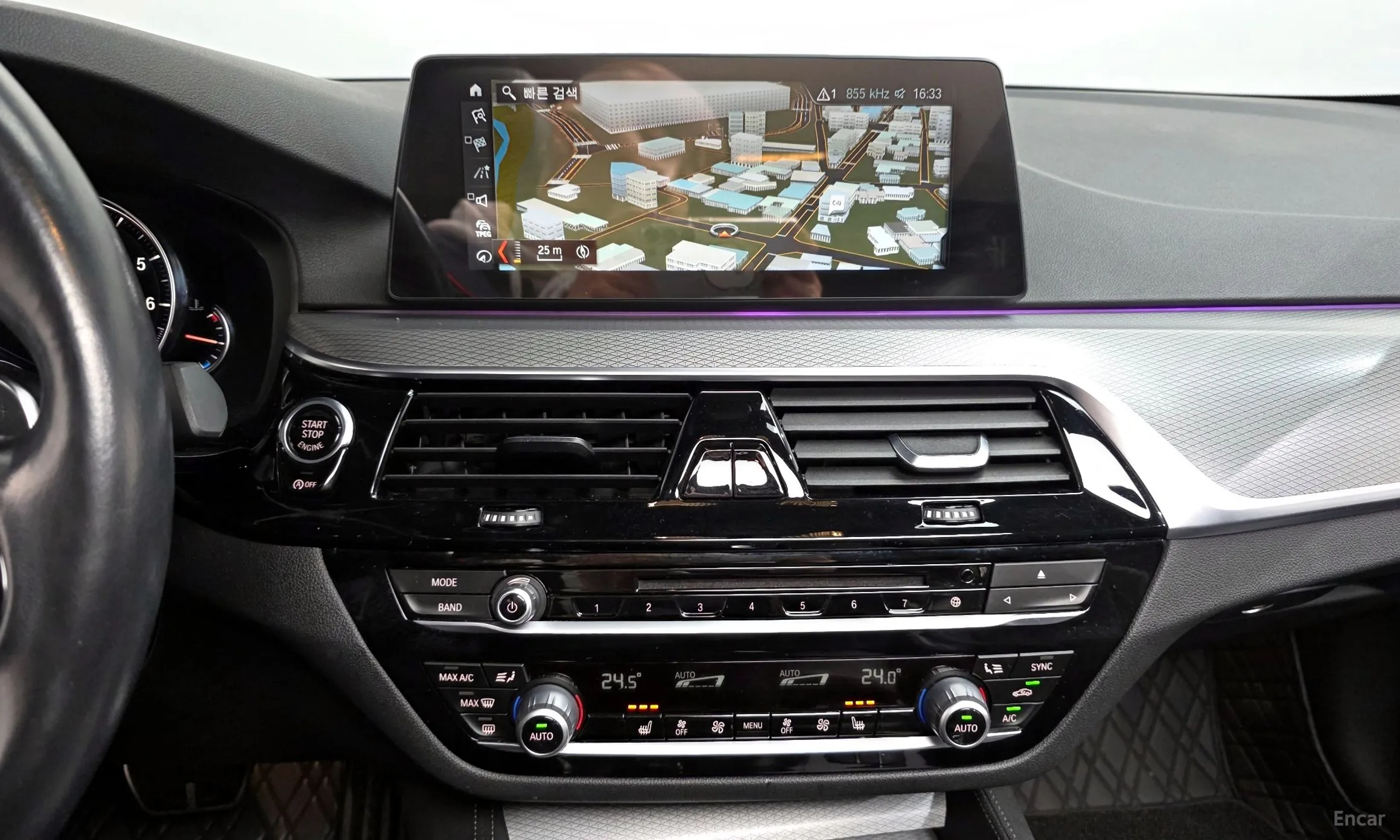 BMW 5 Series (G30) превью 14