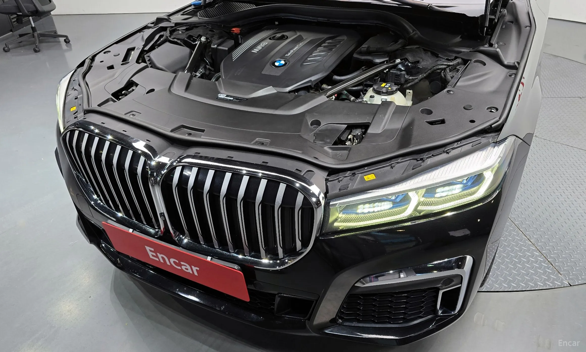 BMW 7 Series (G11) превью 6