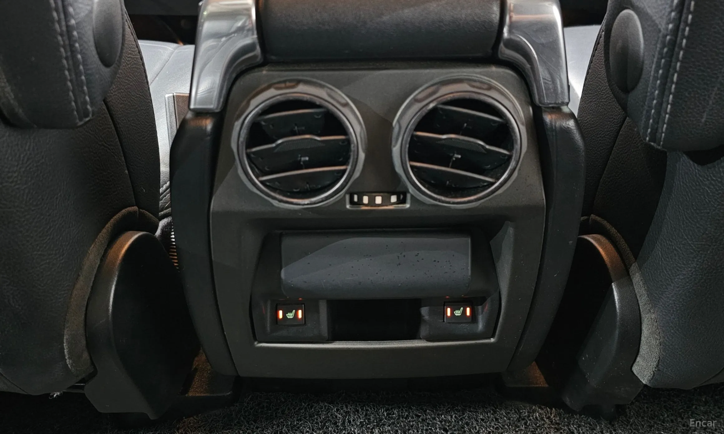 Land Rover Discovery 4 превью 19
