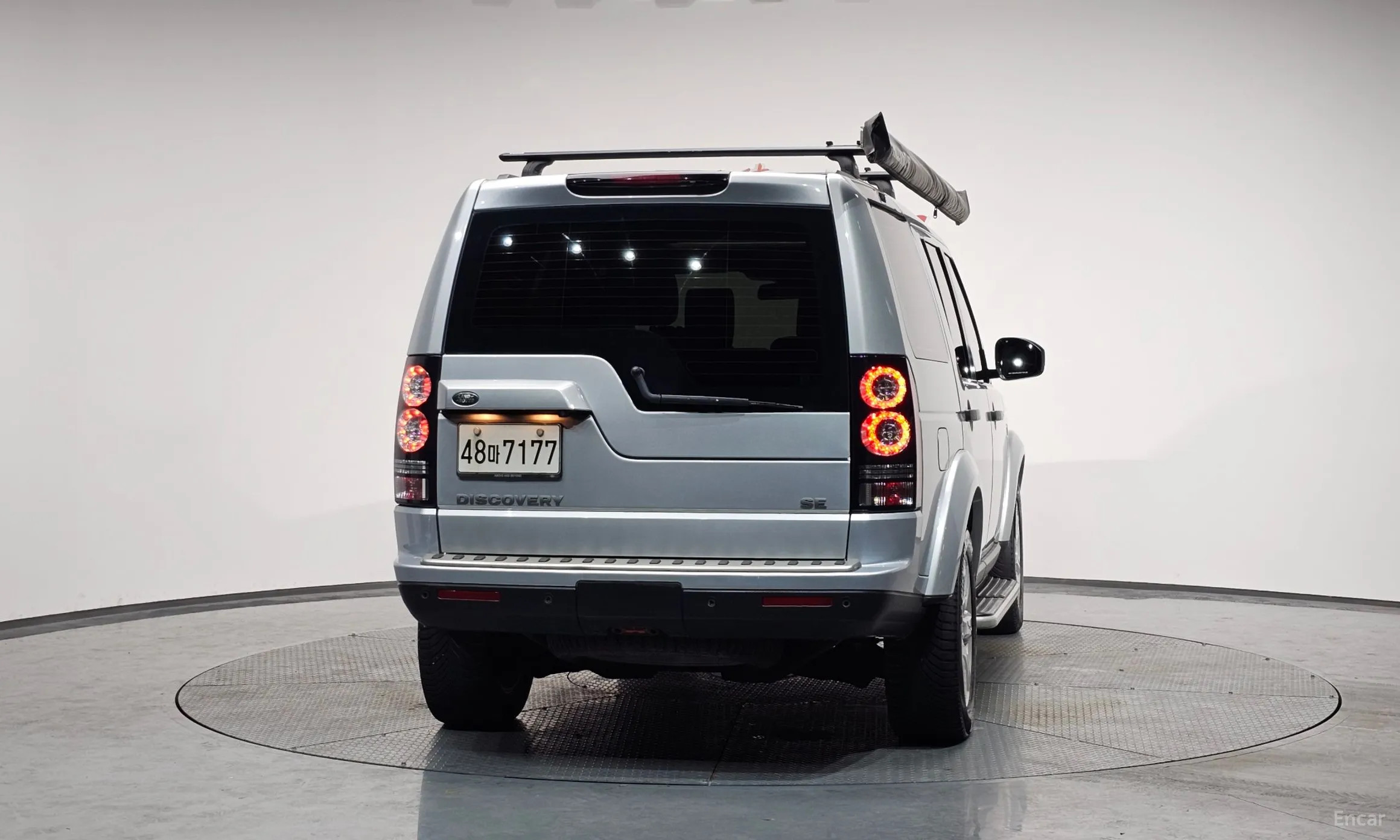 Land Rover Discovery 4 превью 4