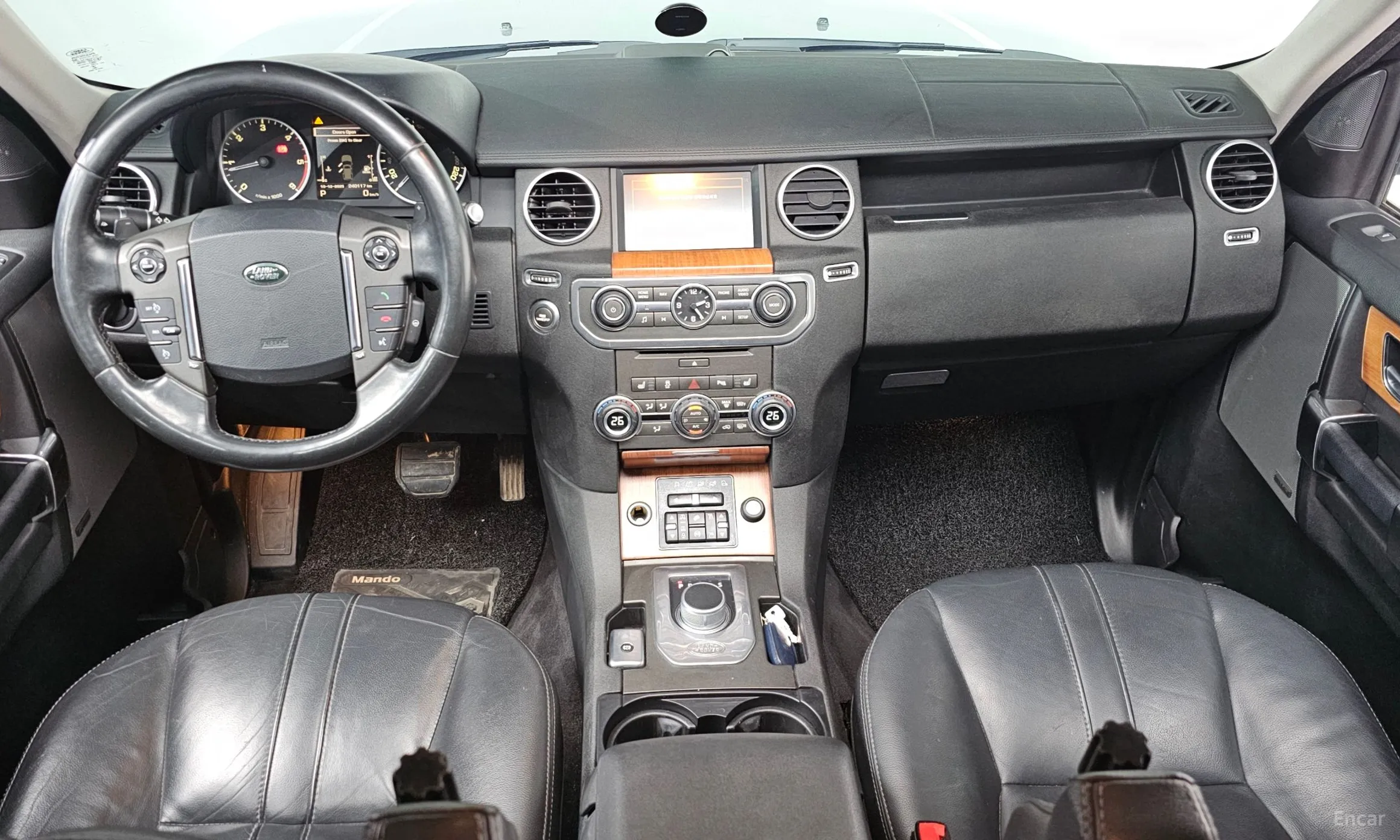 Land Rover Discovery 4 превью 7