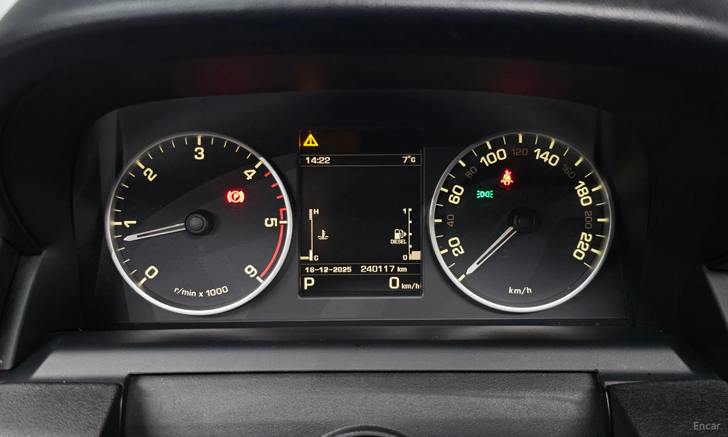 Land Rover Discovery 4 превью 8