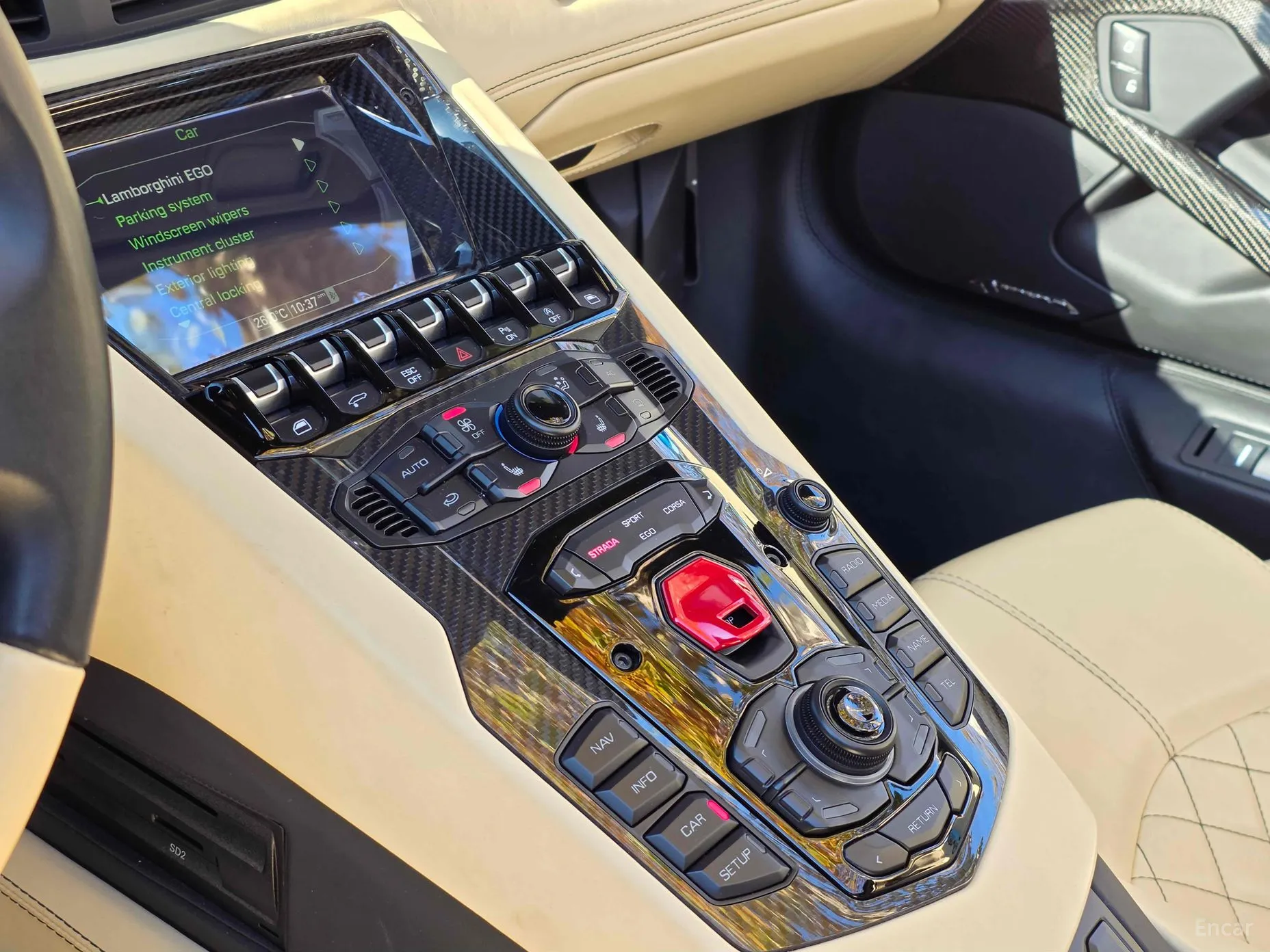 Lamborghini Aventador превью 12