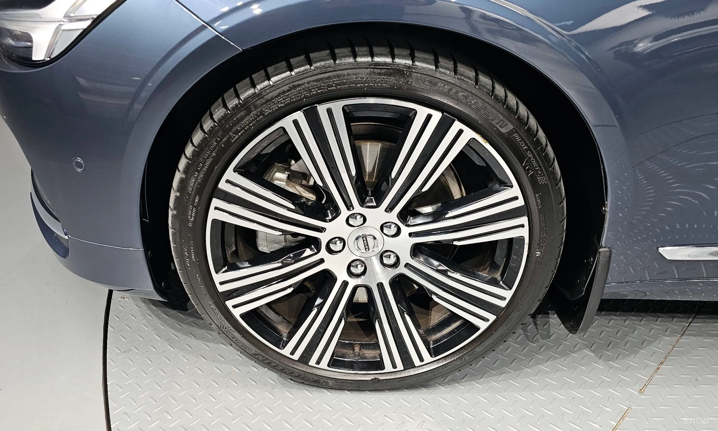 Volvo S90 превью 5