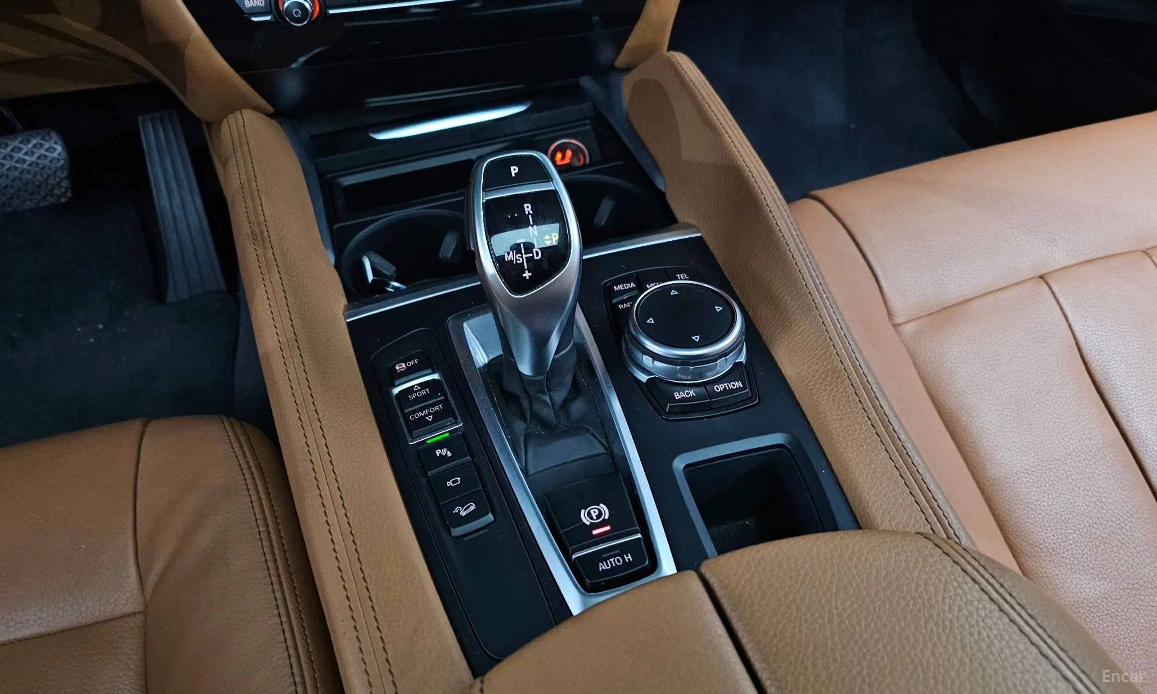 BMW X6 (F16) превью 9