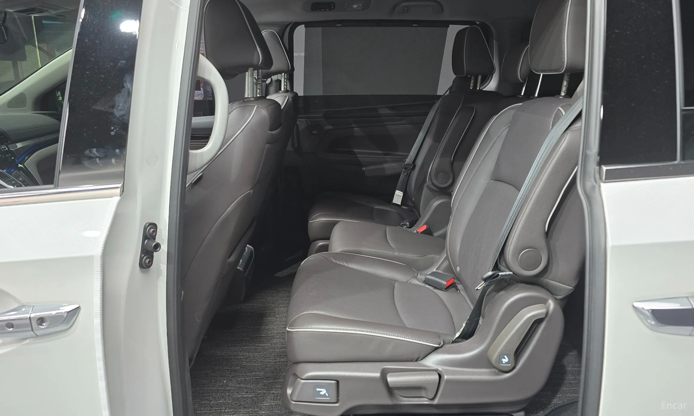 Honda Odyssey превью 12