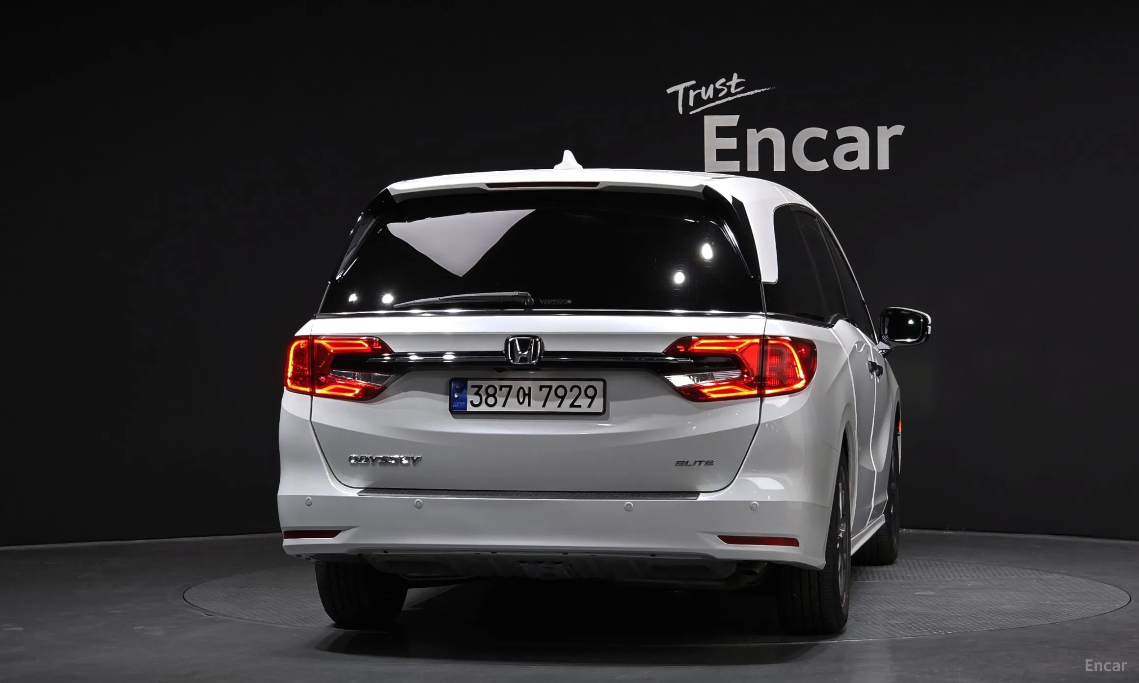 Honda Odyssey превью 4