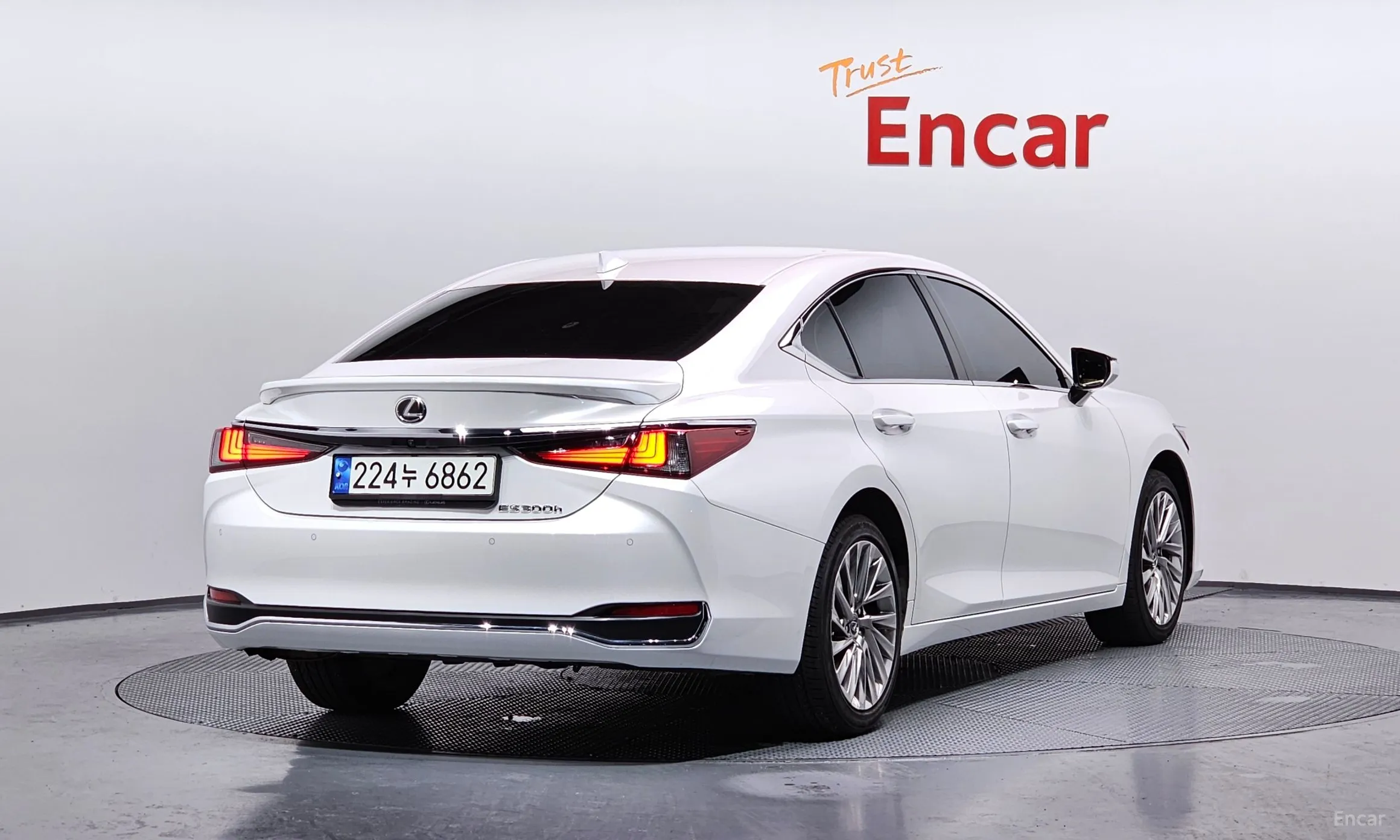 Lexus ES300h 7th Generation