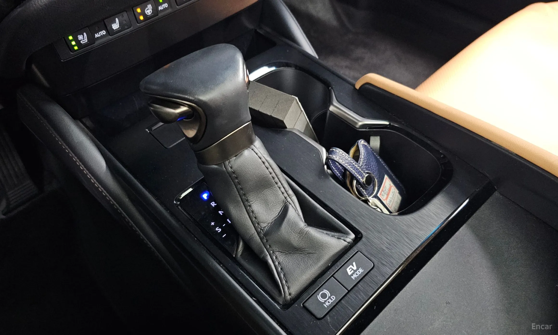 Lexus ES300h 7th Generation превью 9