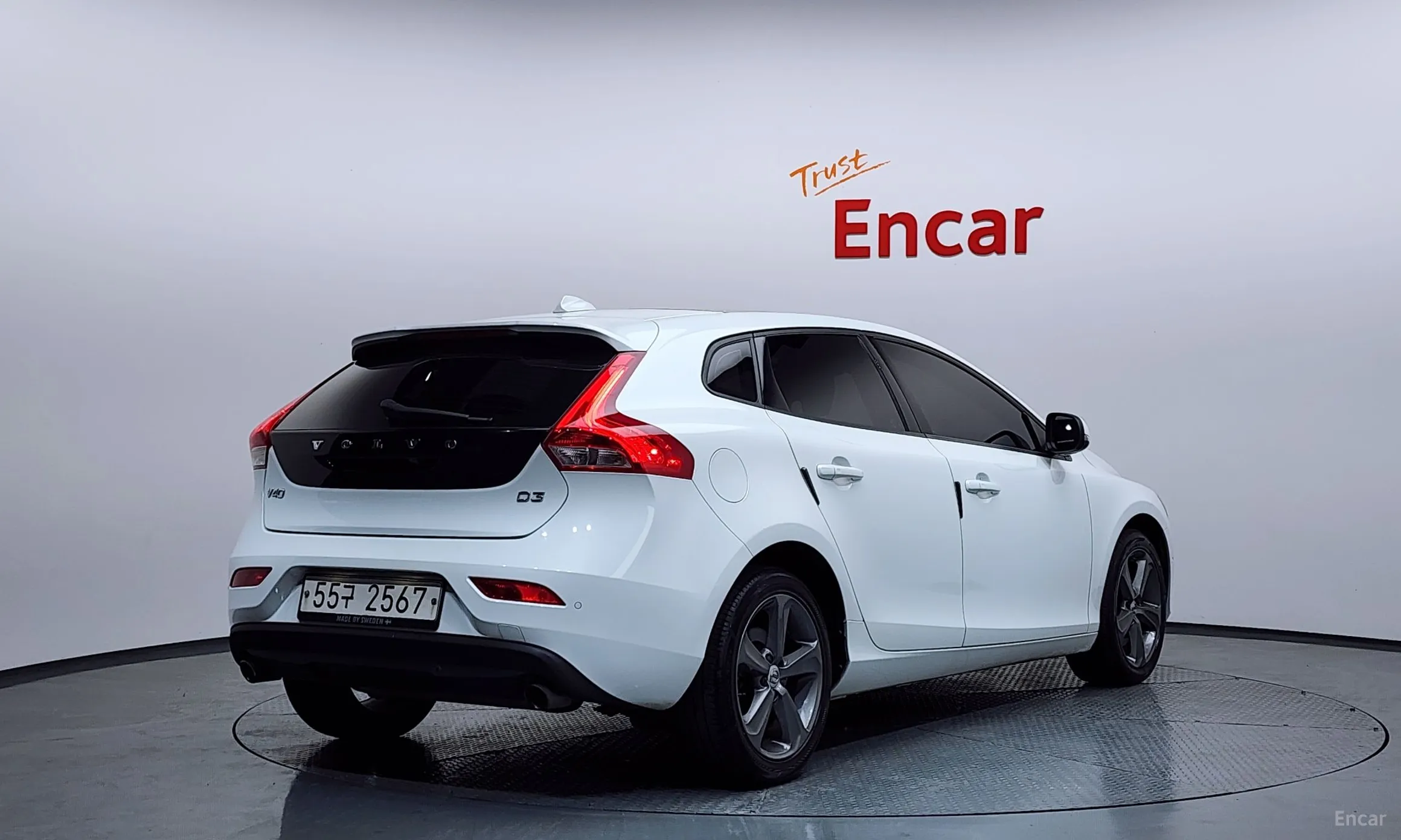 Volvo V40