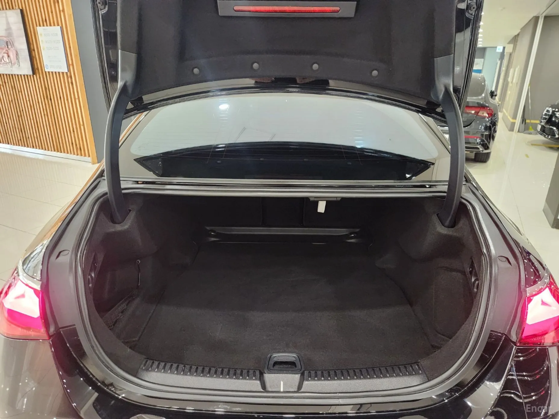 Mercedes Benz E-Class W214 превью 16
