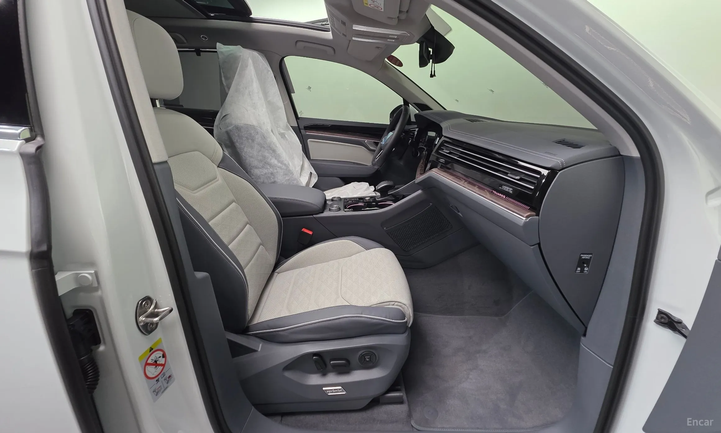 Volkswagen Touareg 3rd Generation превью 10