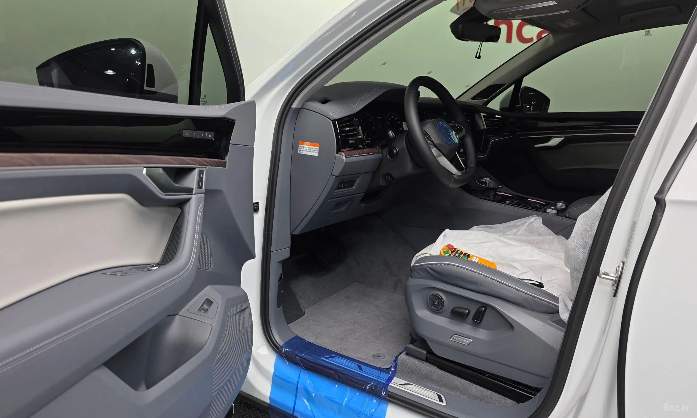 Volkswagen Touareg 3rd Generation превью 13