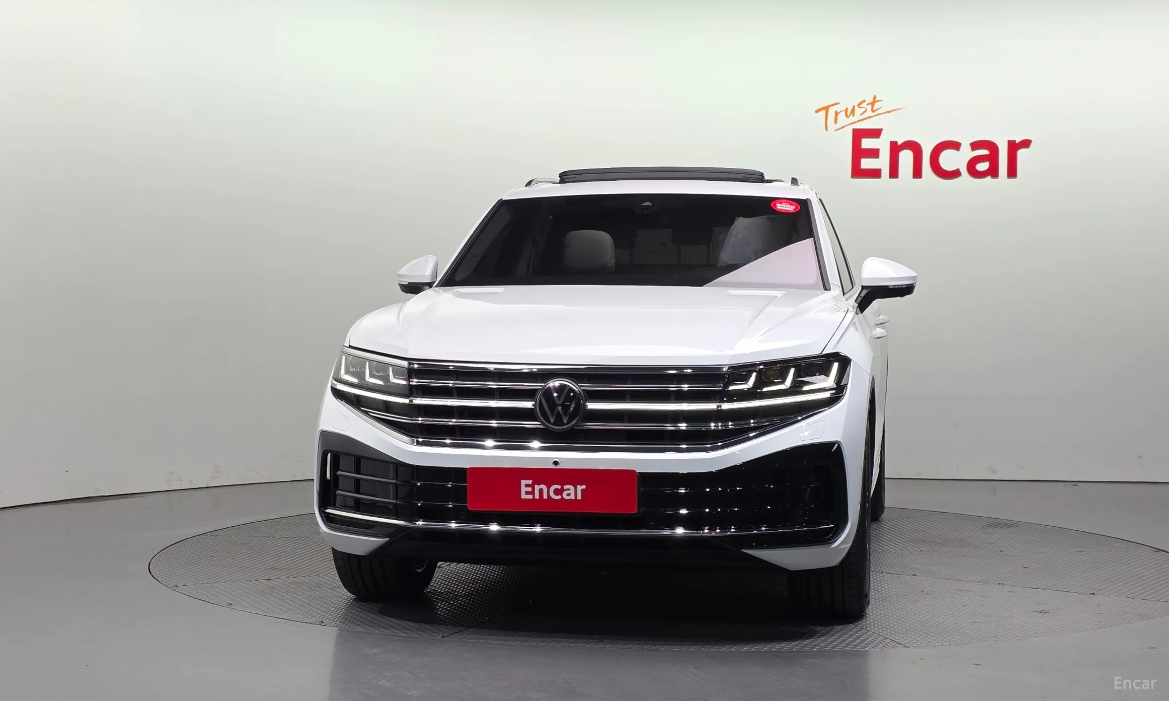 Volkswagen Touareg 3rd Generation превью 3