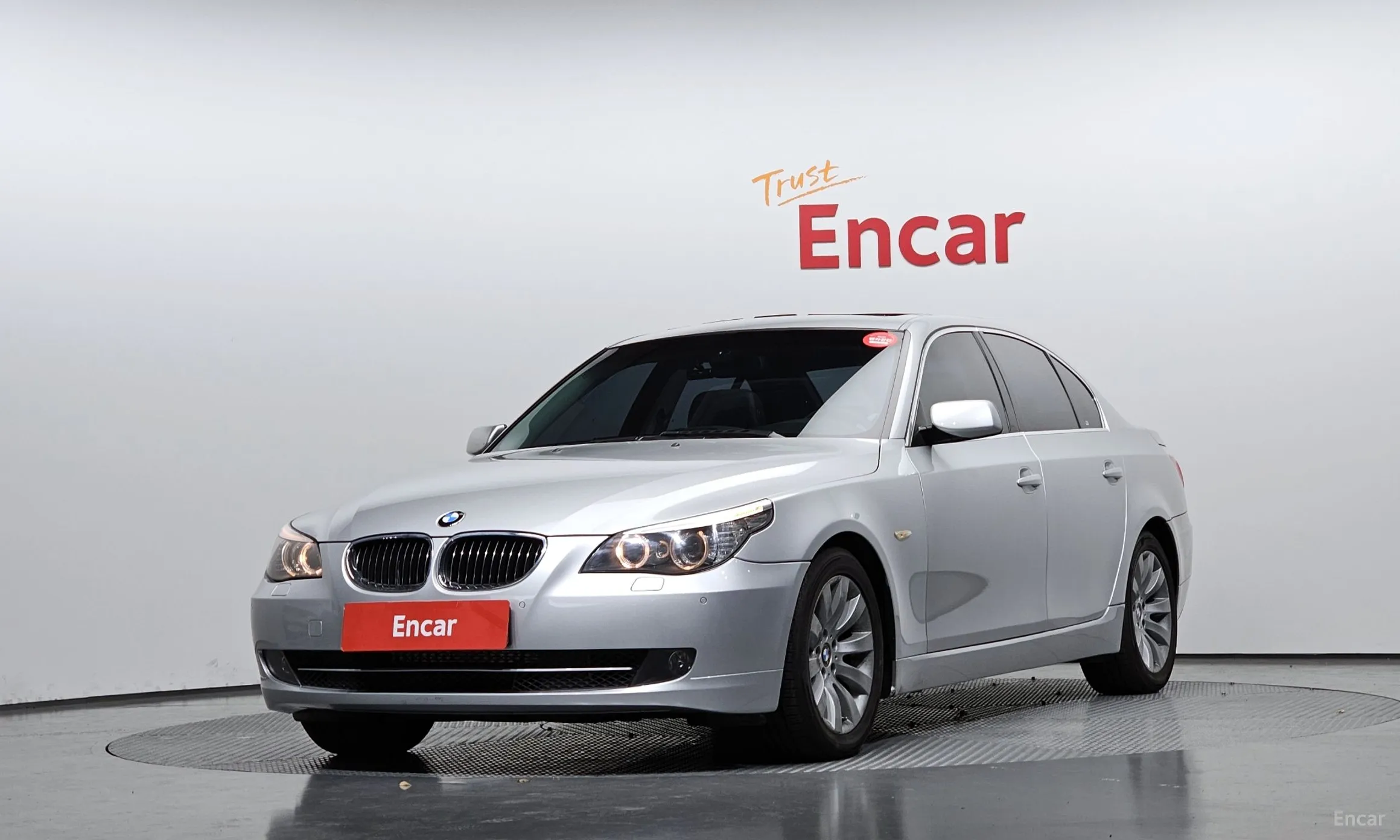 BMW 5 Series (E60)