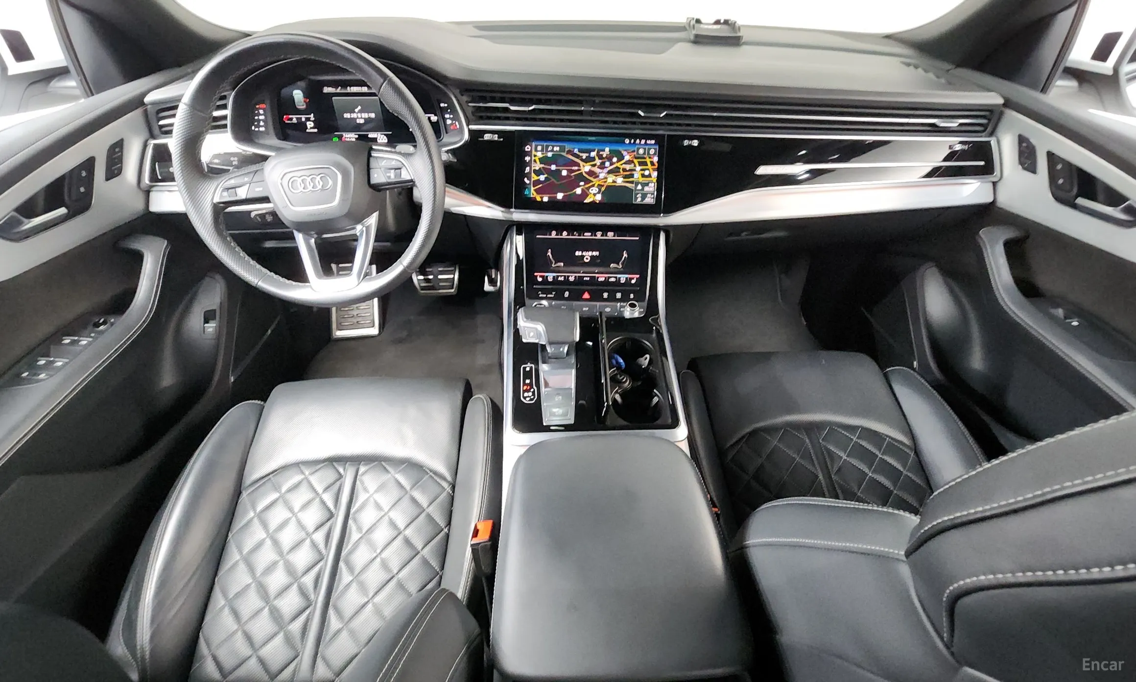 Audi Q8 (4M) превью 7
