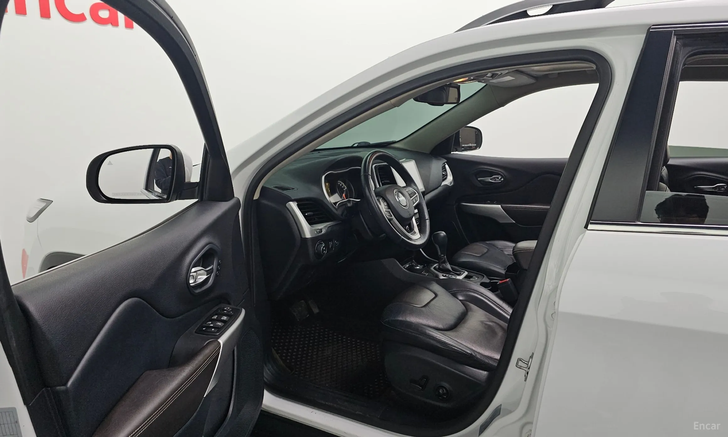 Jeep Cherokee (KL) превью 10