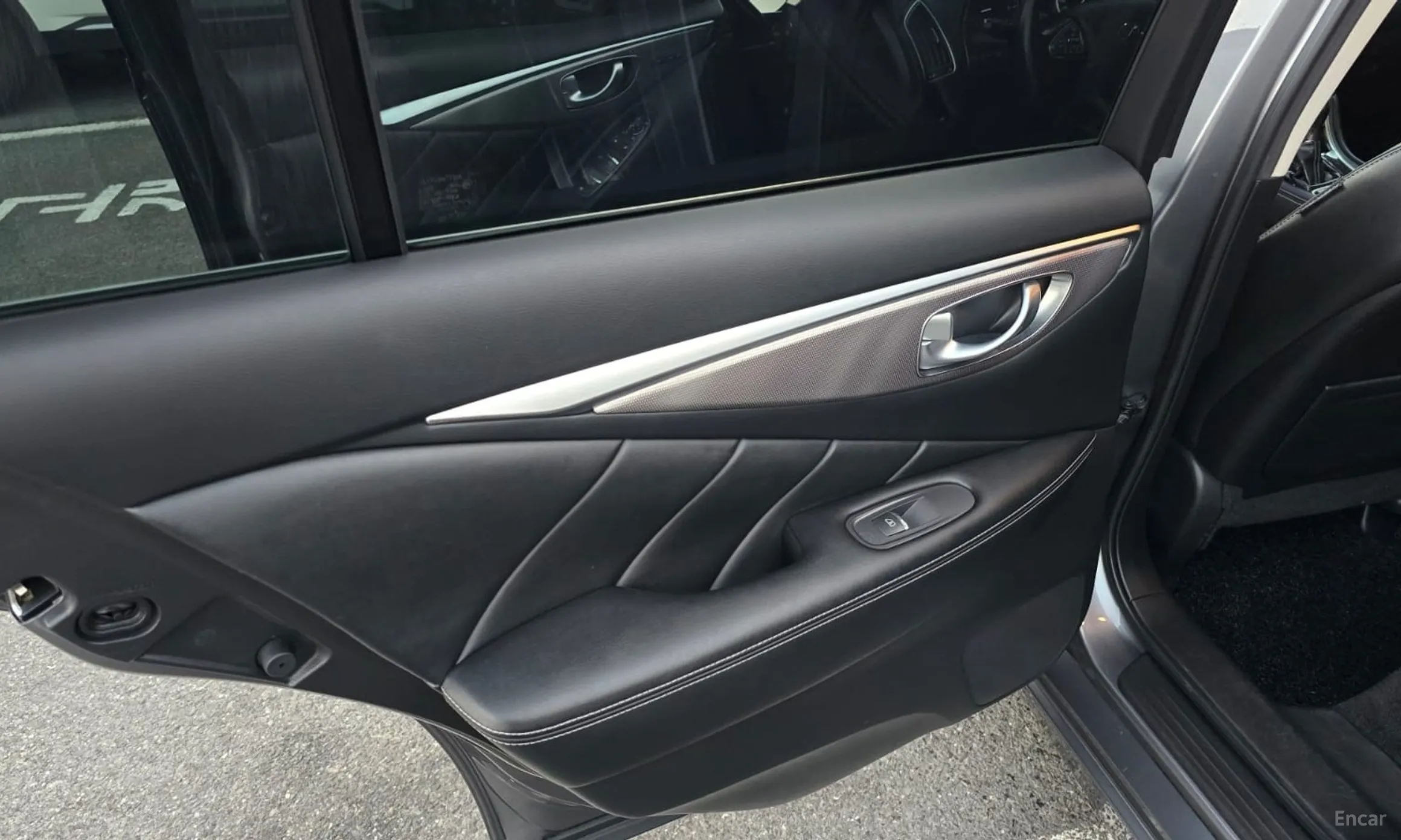 Infiniti Q50 превью 12