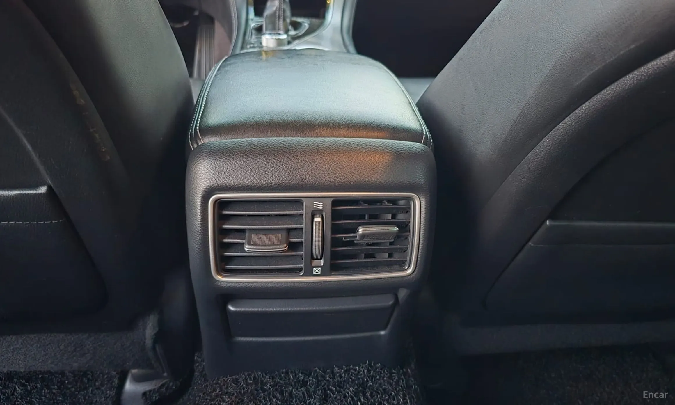 Infiniti Q50 превью 14