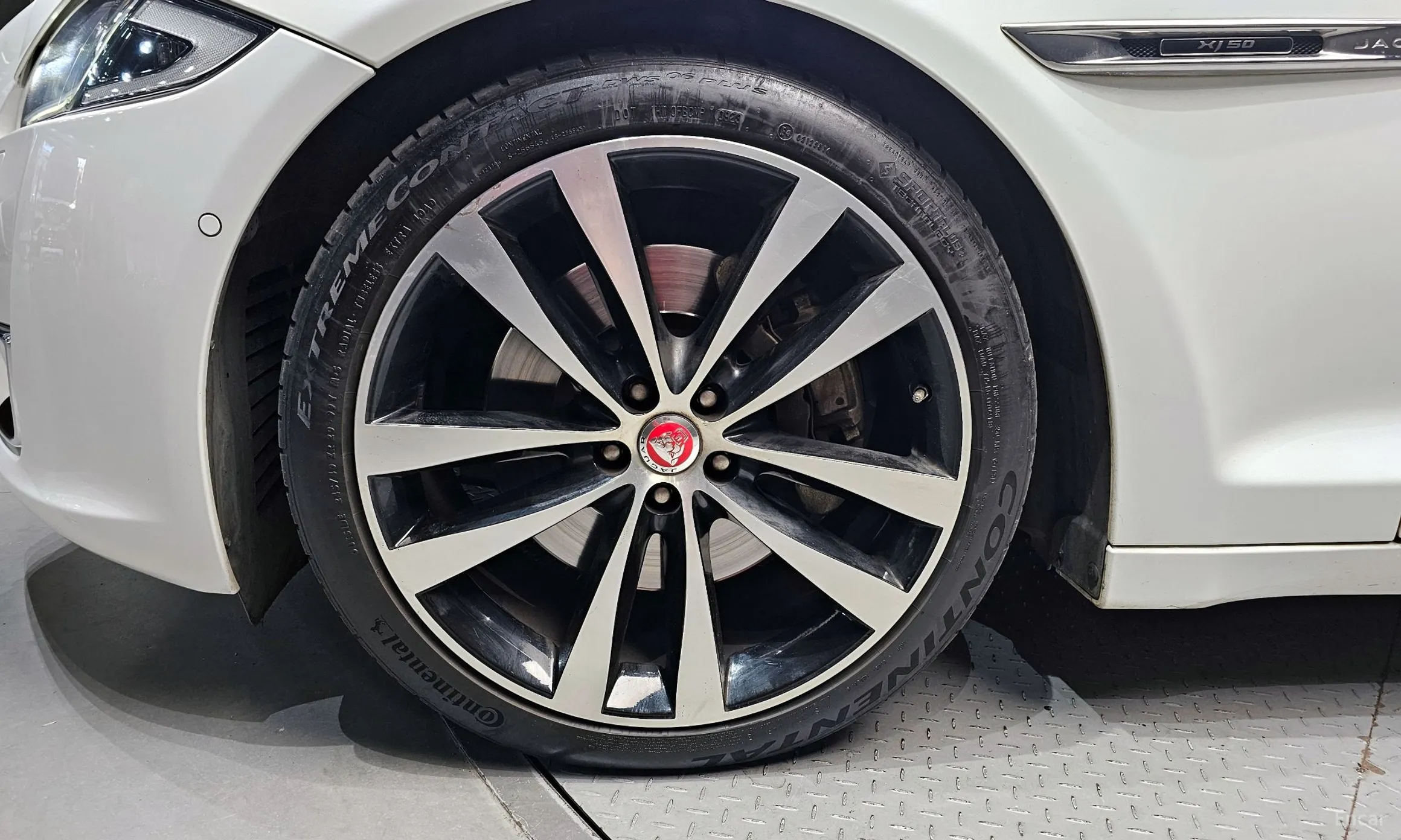 Jaguar All New XJ превью 5
