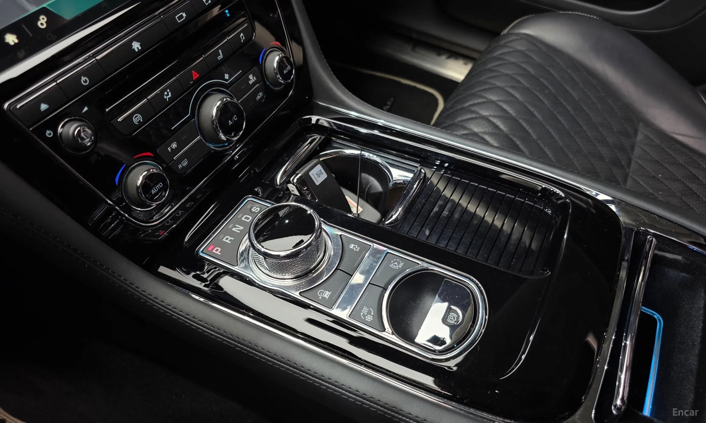 Jaguar All New XJ превью 9